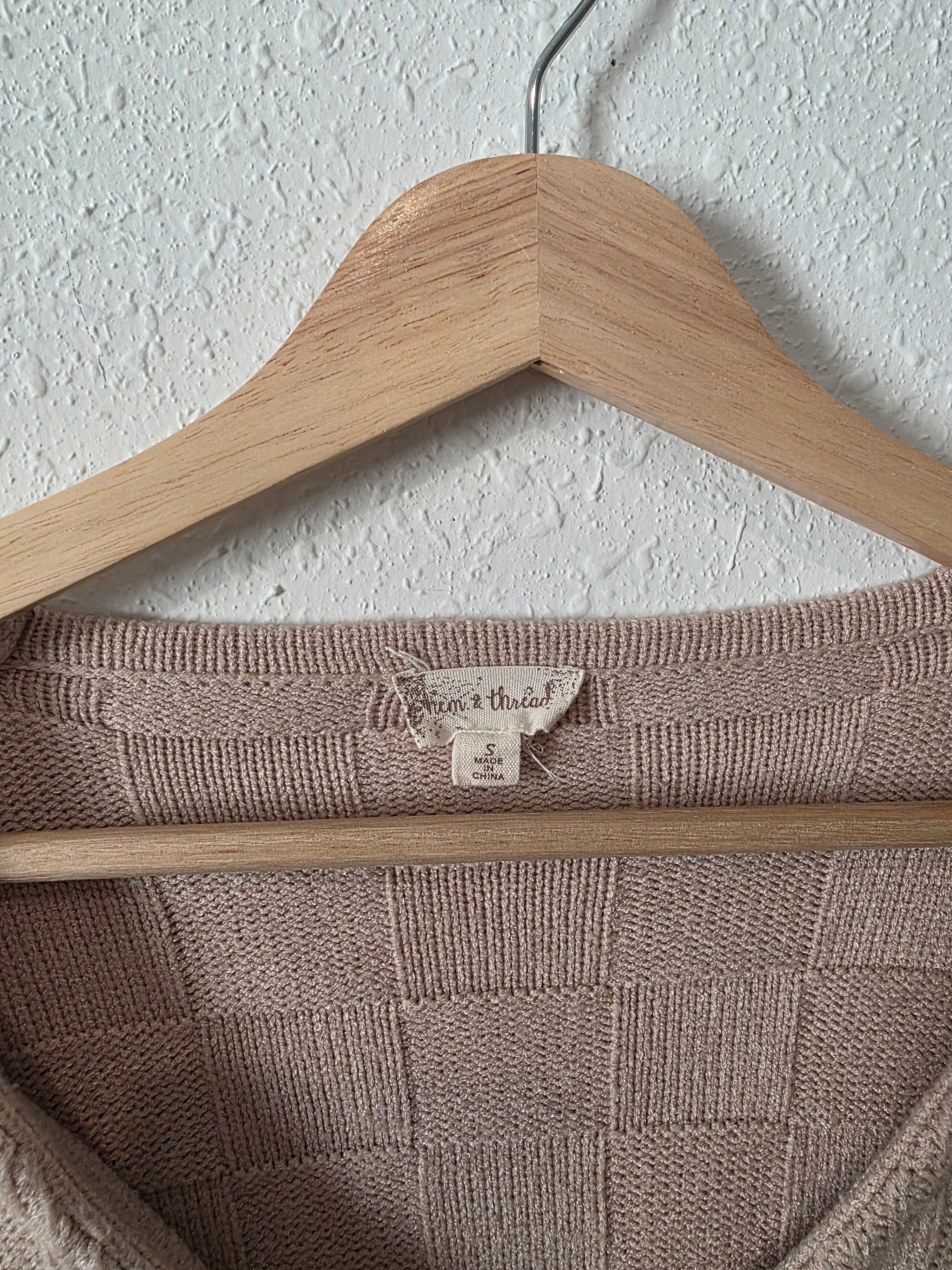 Hem & Thread Checkered Sweater (S)