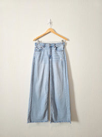 Light Wash Baggy Wide Leg Jeans (2s)