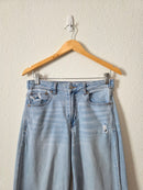 Light Wash Baggy Wide Leg Jeans (2s)