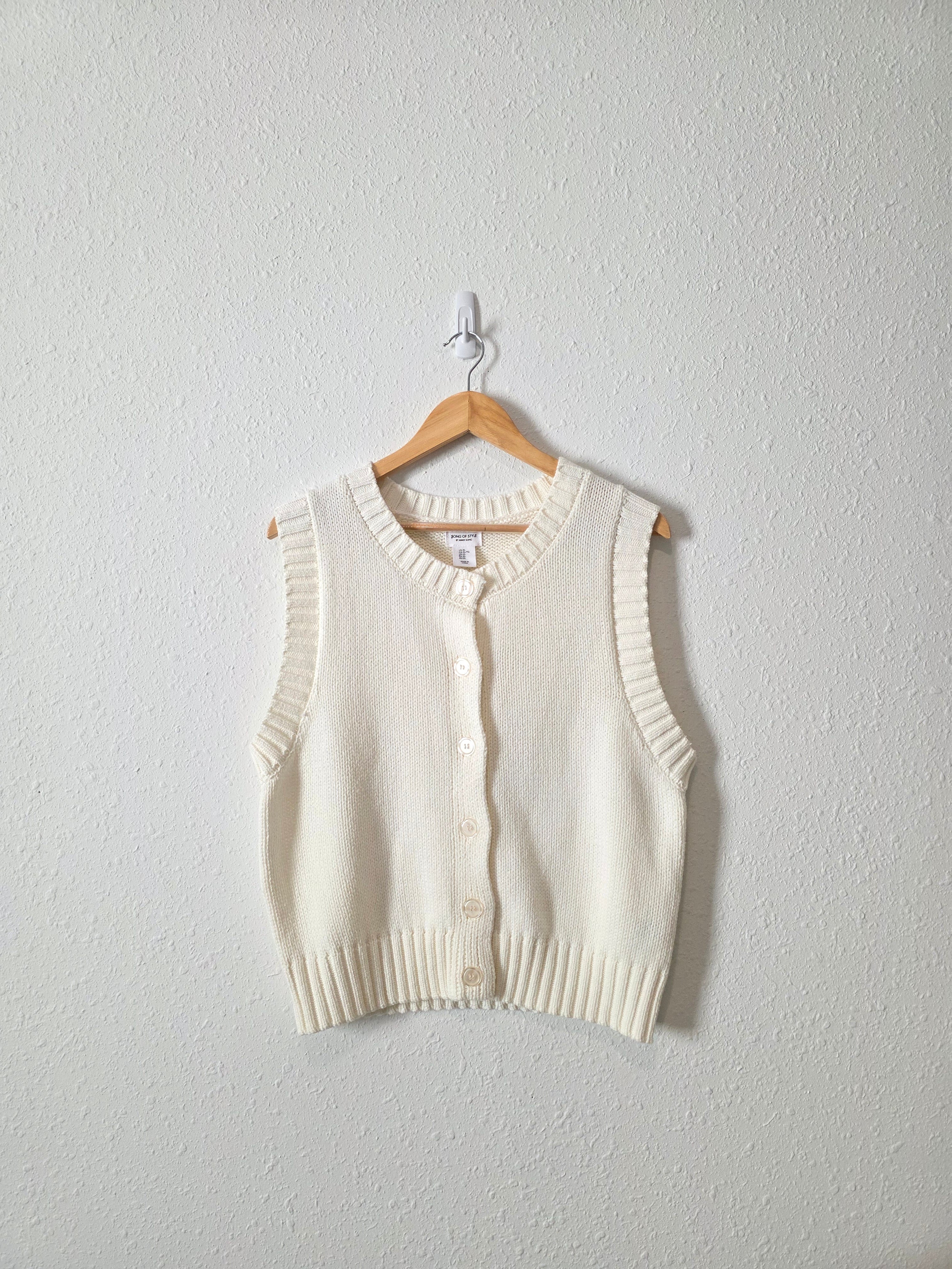 Cream Button Up Sweater Tank (XL)