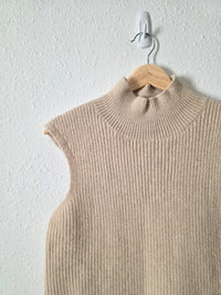 Le Lis Turtleneck Sweater Vest (S)