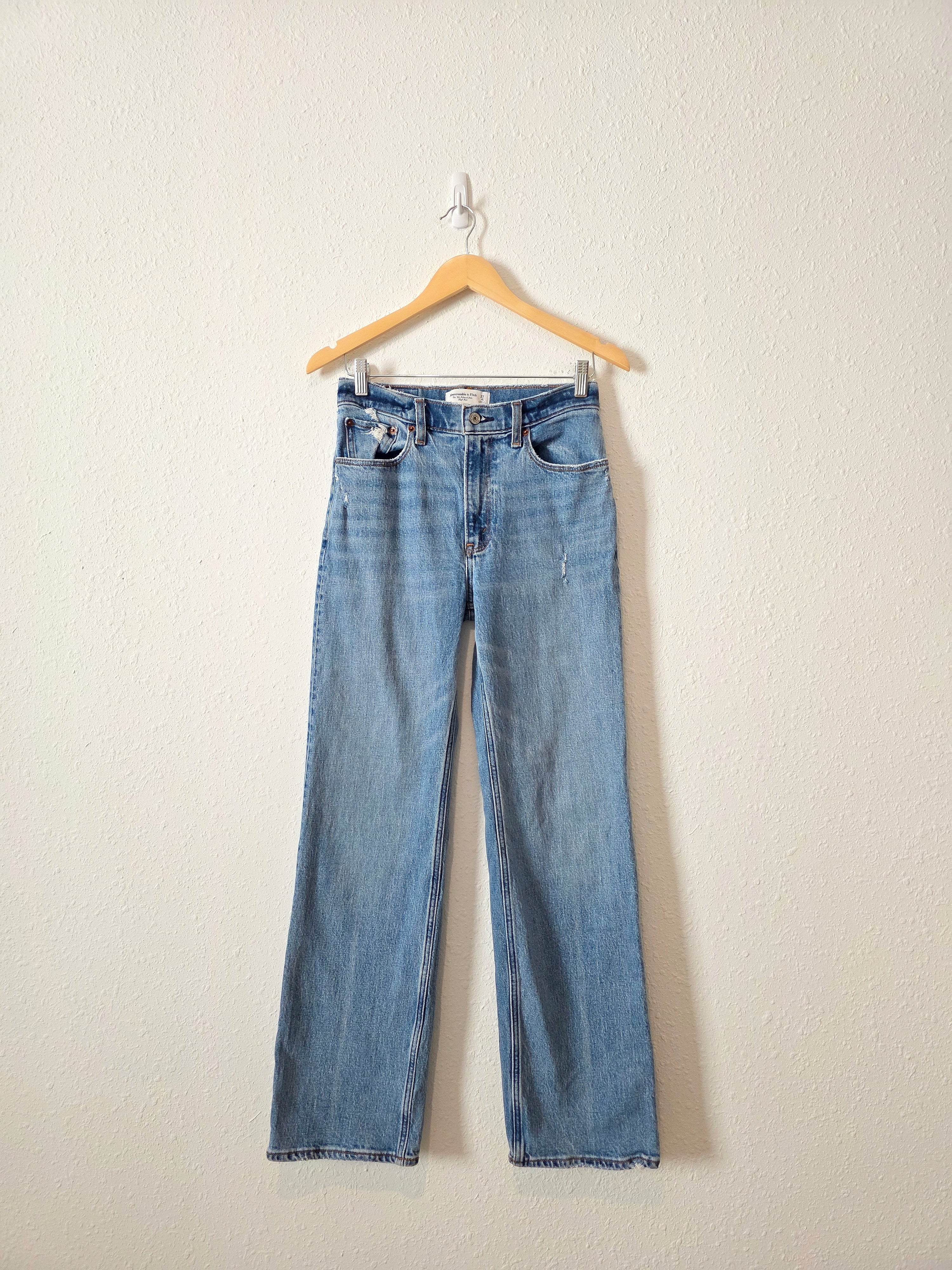 Abercrombie 90s Relaxed Jeans (27/4)