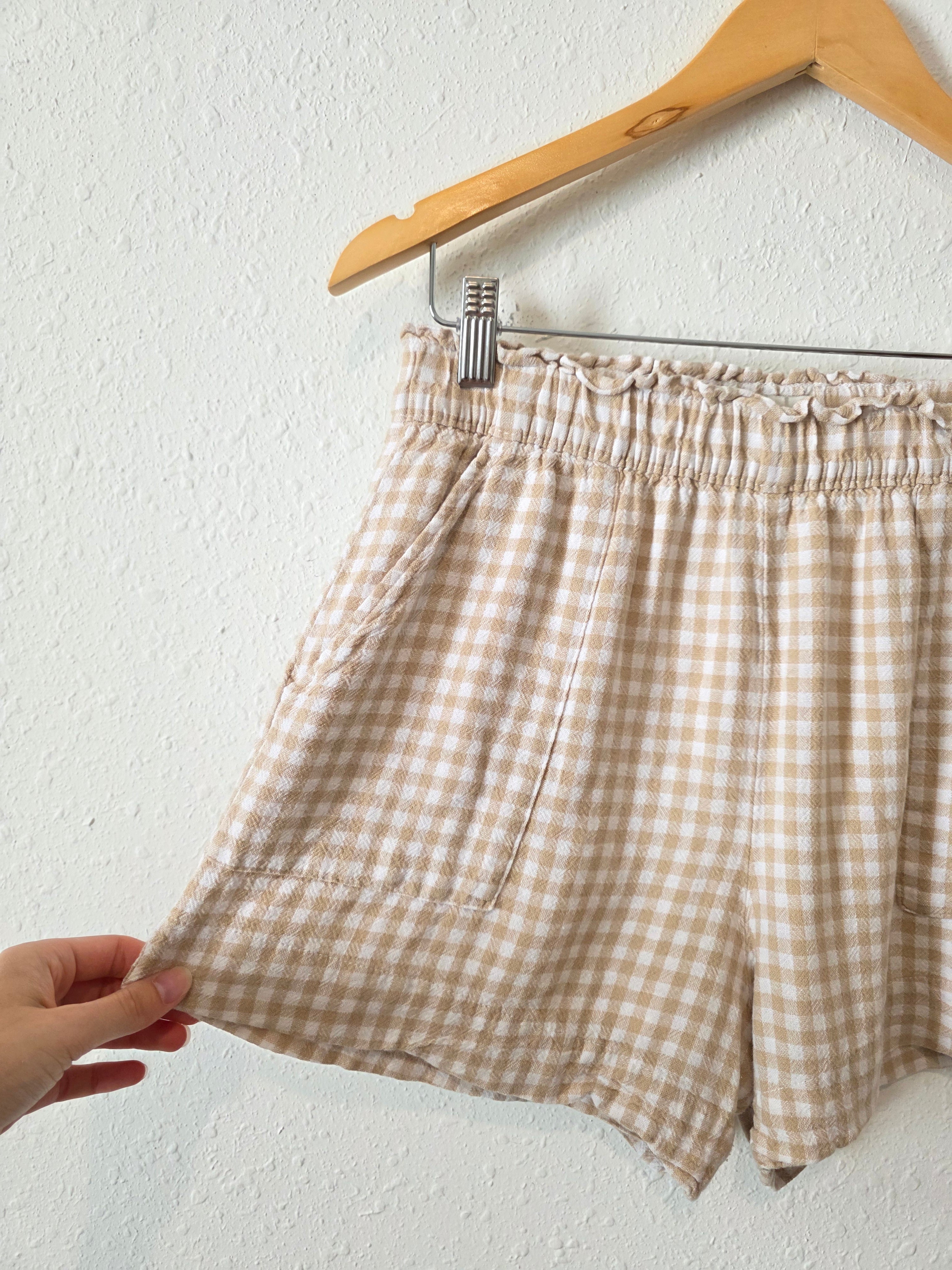 Abercrombie Neutral Gingham Shorts (M)