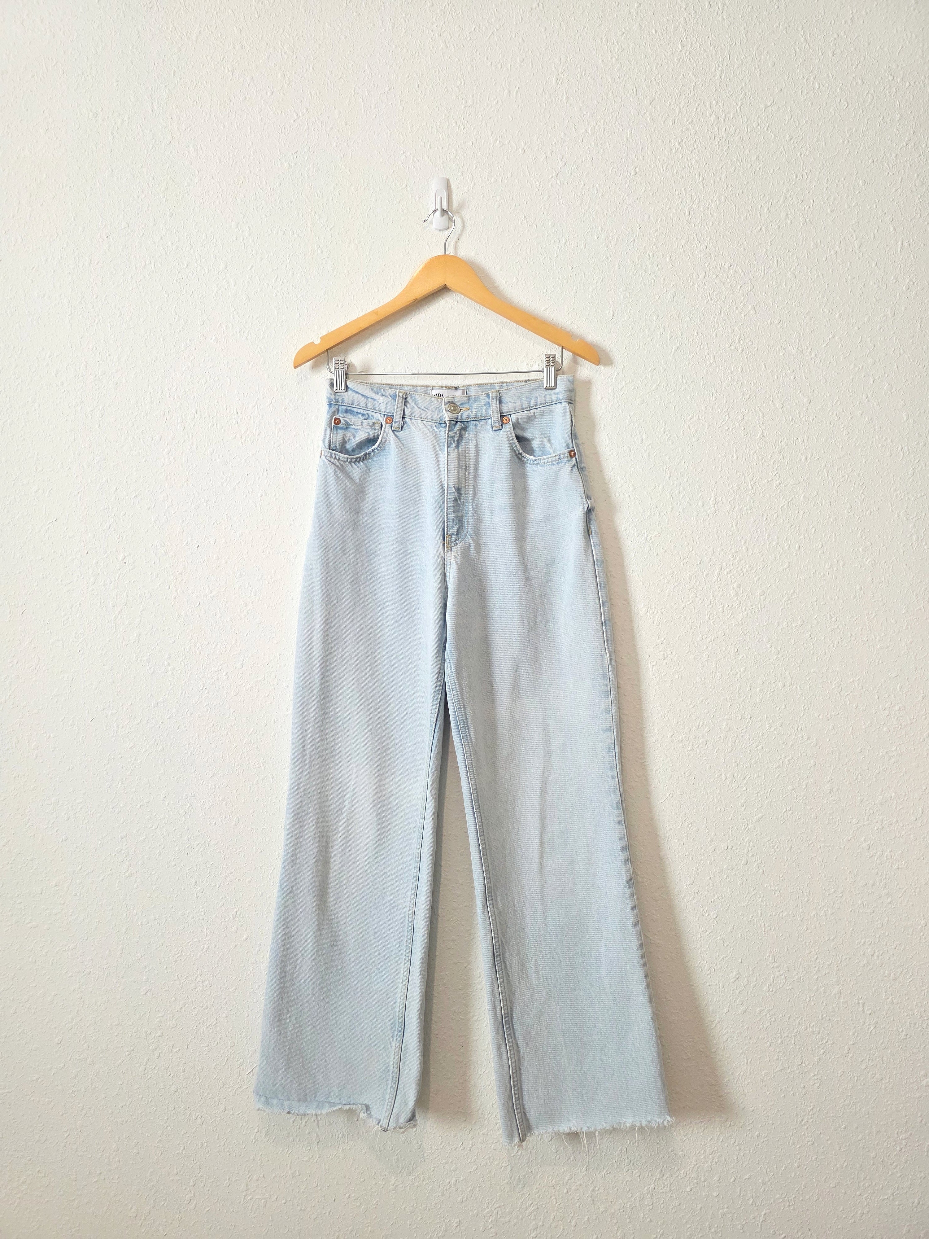 Zara Light Wash Wide Leg Jeans (6)