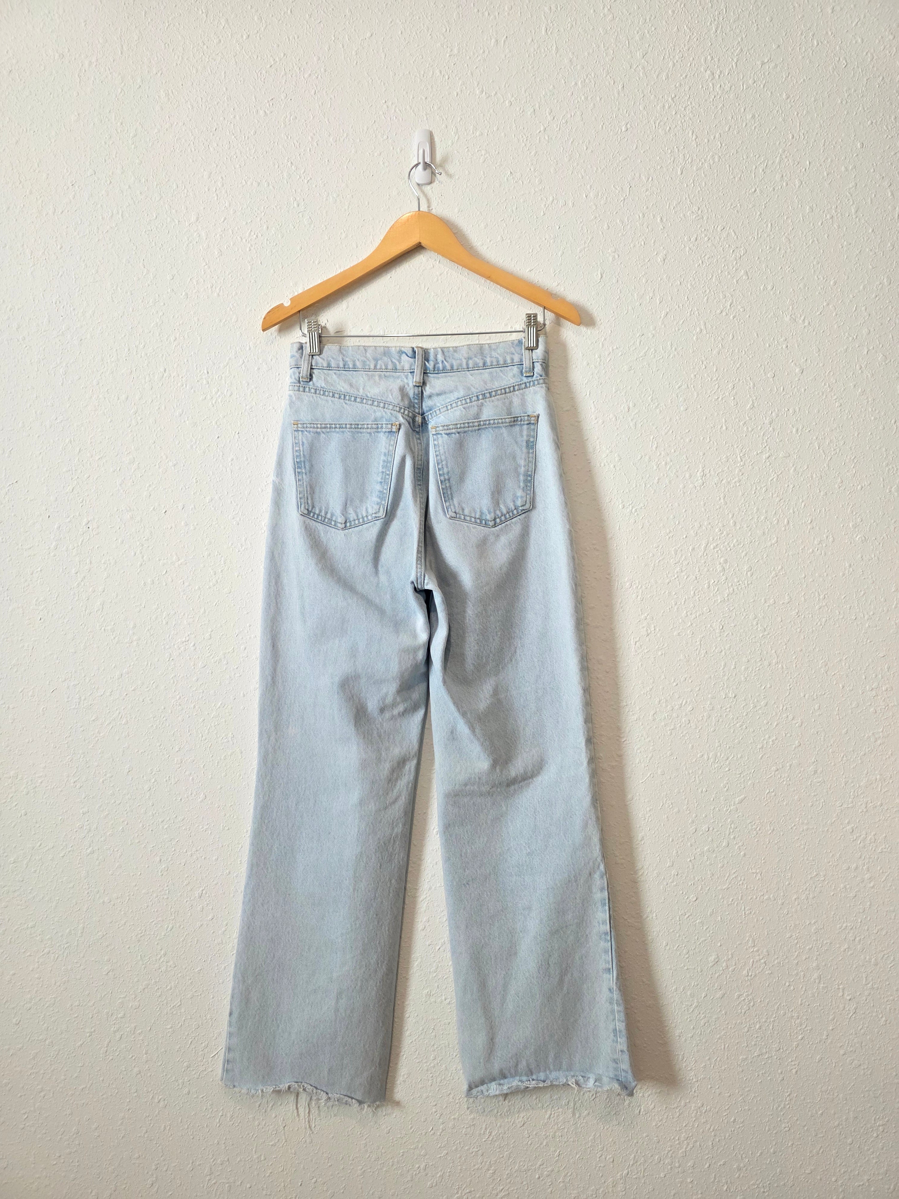 Zara Light Wash Wide Leg Jeans (6)