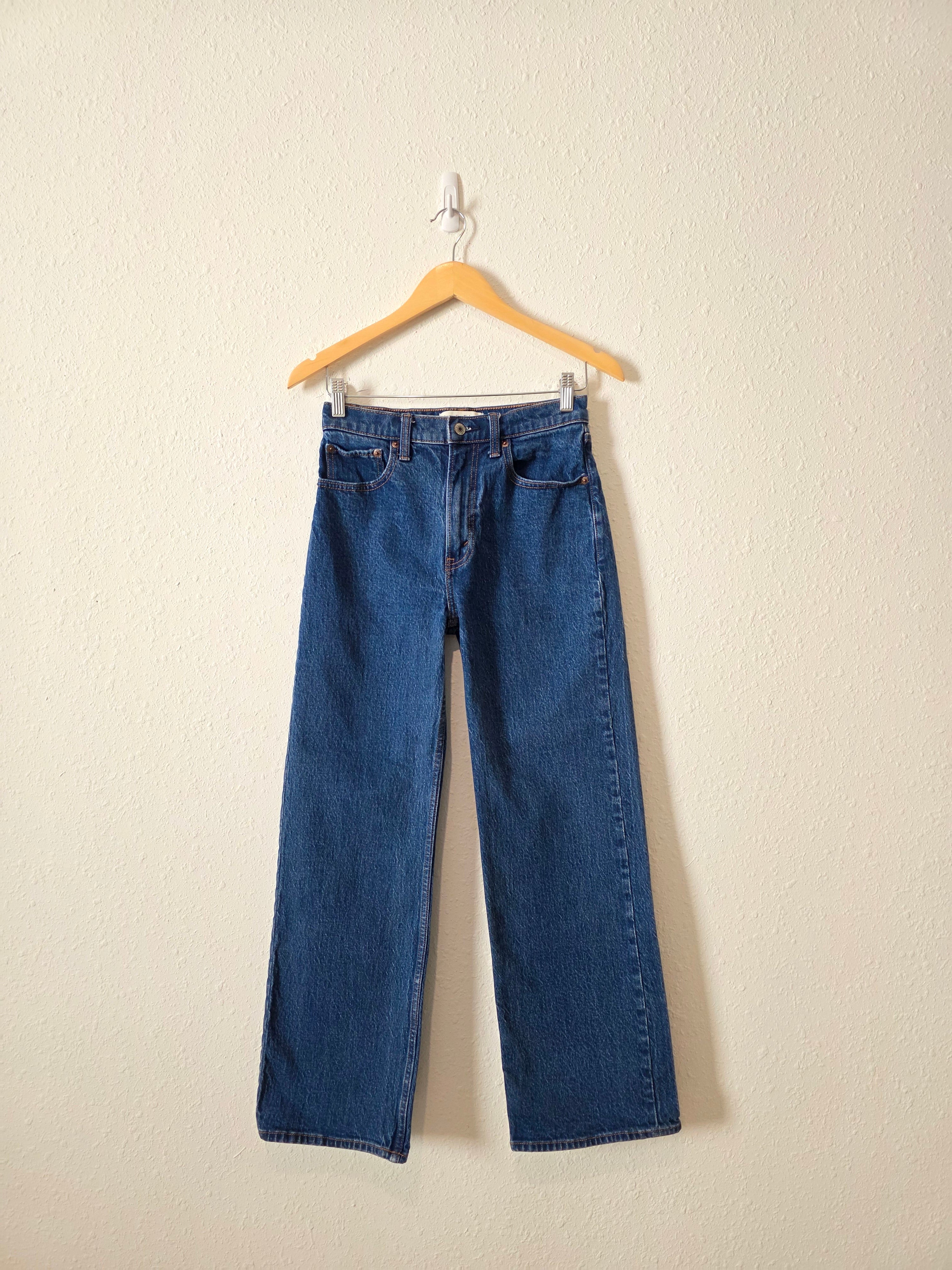 Abercrombie 90s Relaxed Jeans (26s)