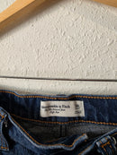 Abercrombie 90s Relaxed Jeans (26s)