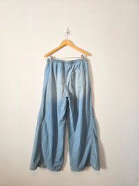 Altar'd State Wide Leg Easy Jeans (XL)