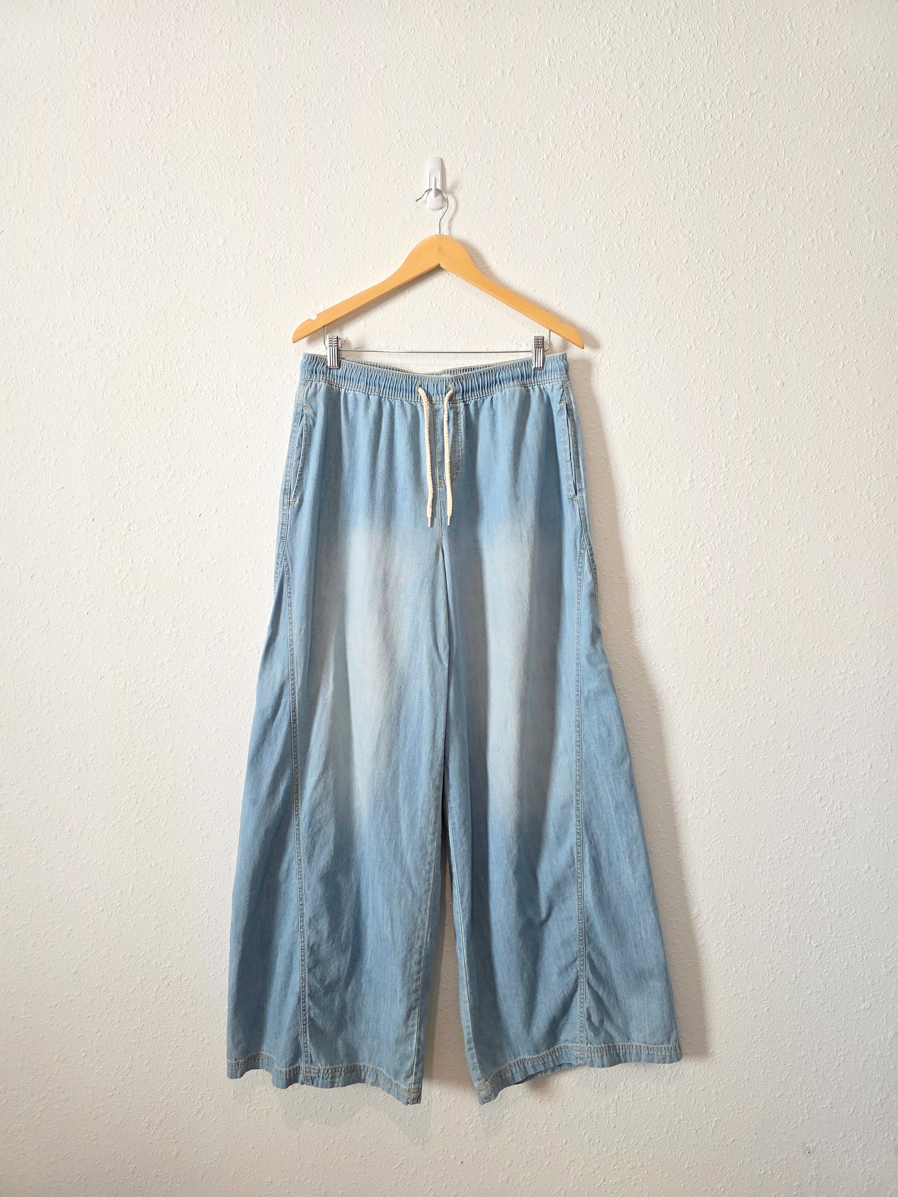 Altar'd State Wide Leg Easy Jeans (XL)