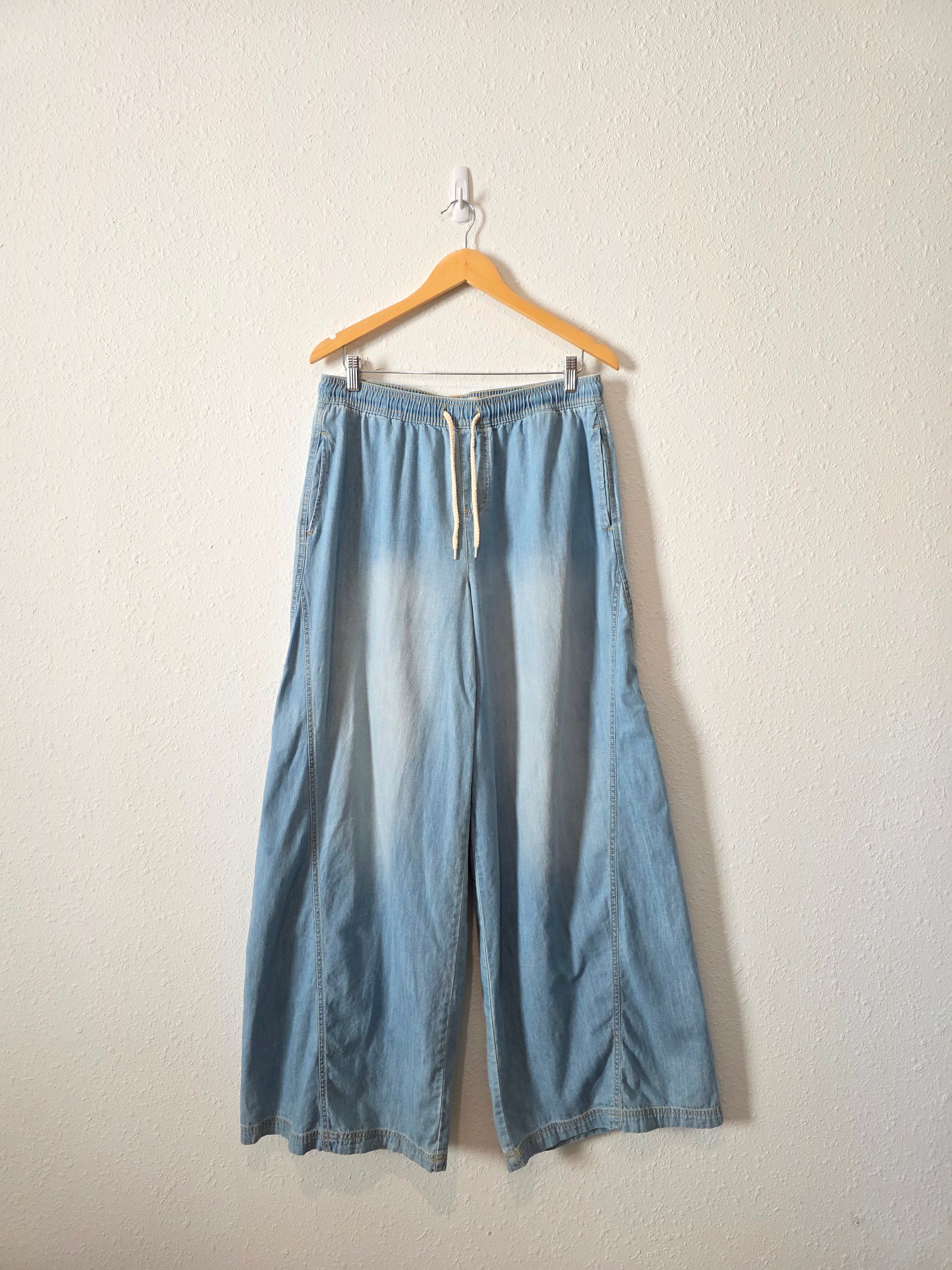Altar'd State Wide Leg Easy Jeans (XL)