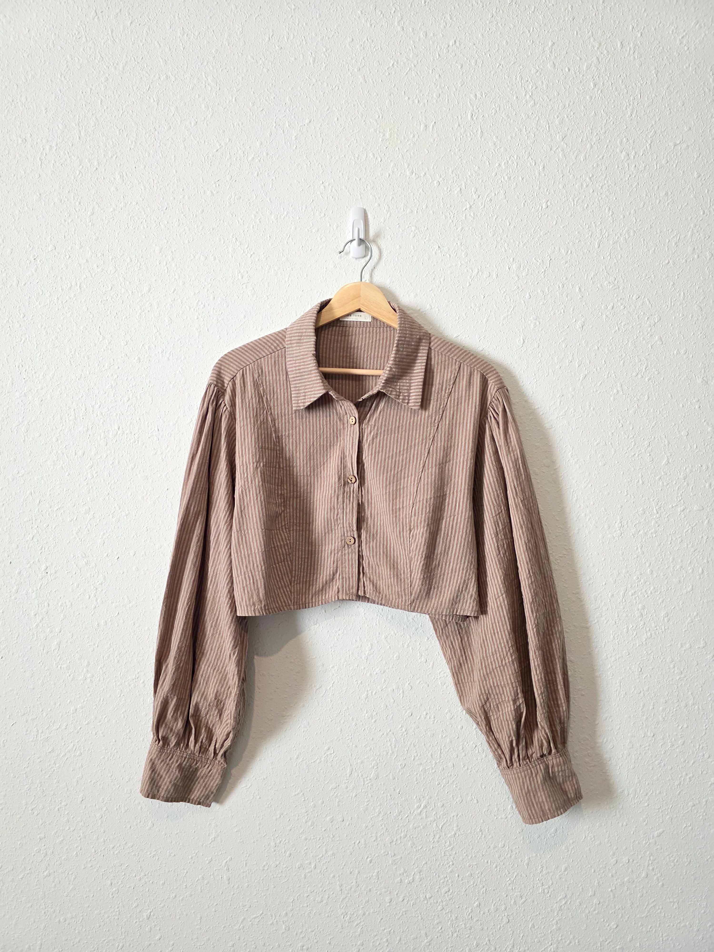Striped Puff Sleeve Crop Button Up (L)