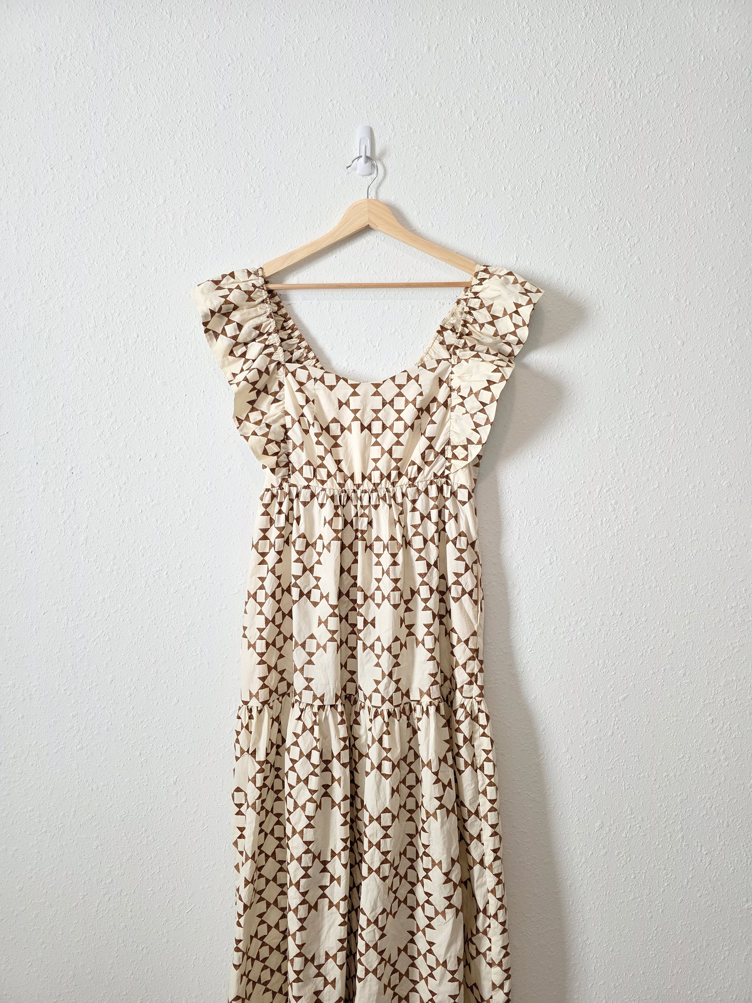 Neutral Tiered Maxi Dress (M)