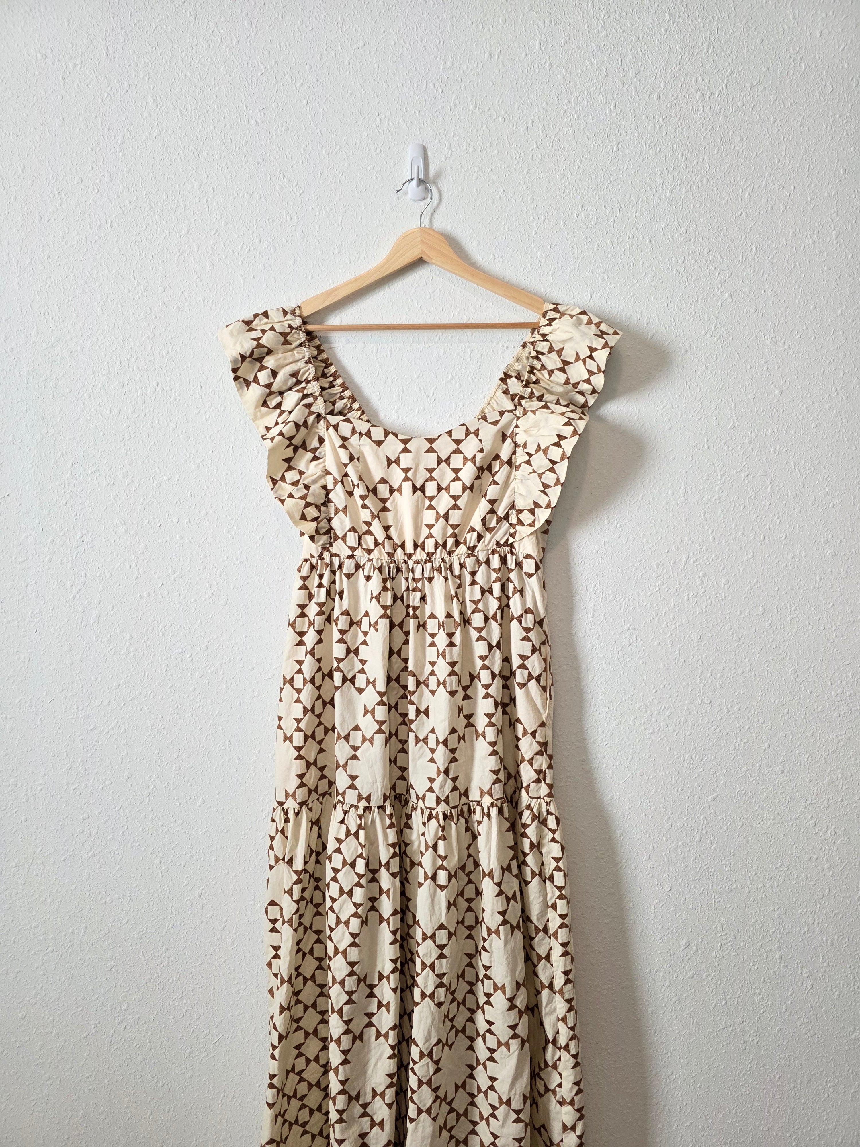 Neutral Tiered Maxi Dress (M)