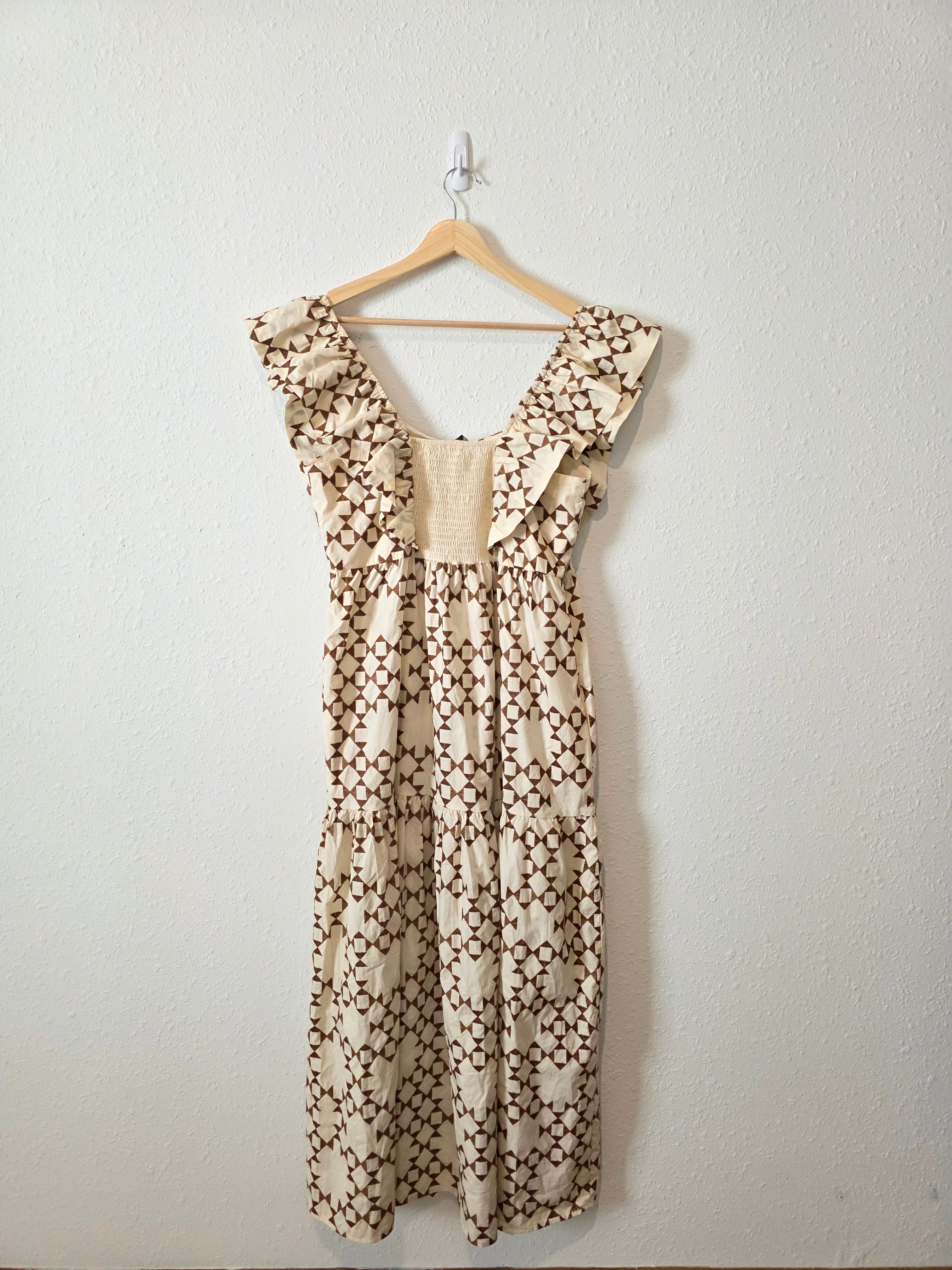 Neutral Tiered Maxi Dress (M)
