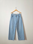 Abercrombie Light Wash Loose Jeans (28/6 long)