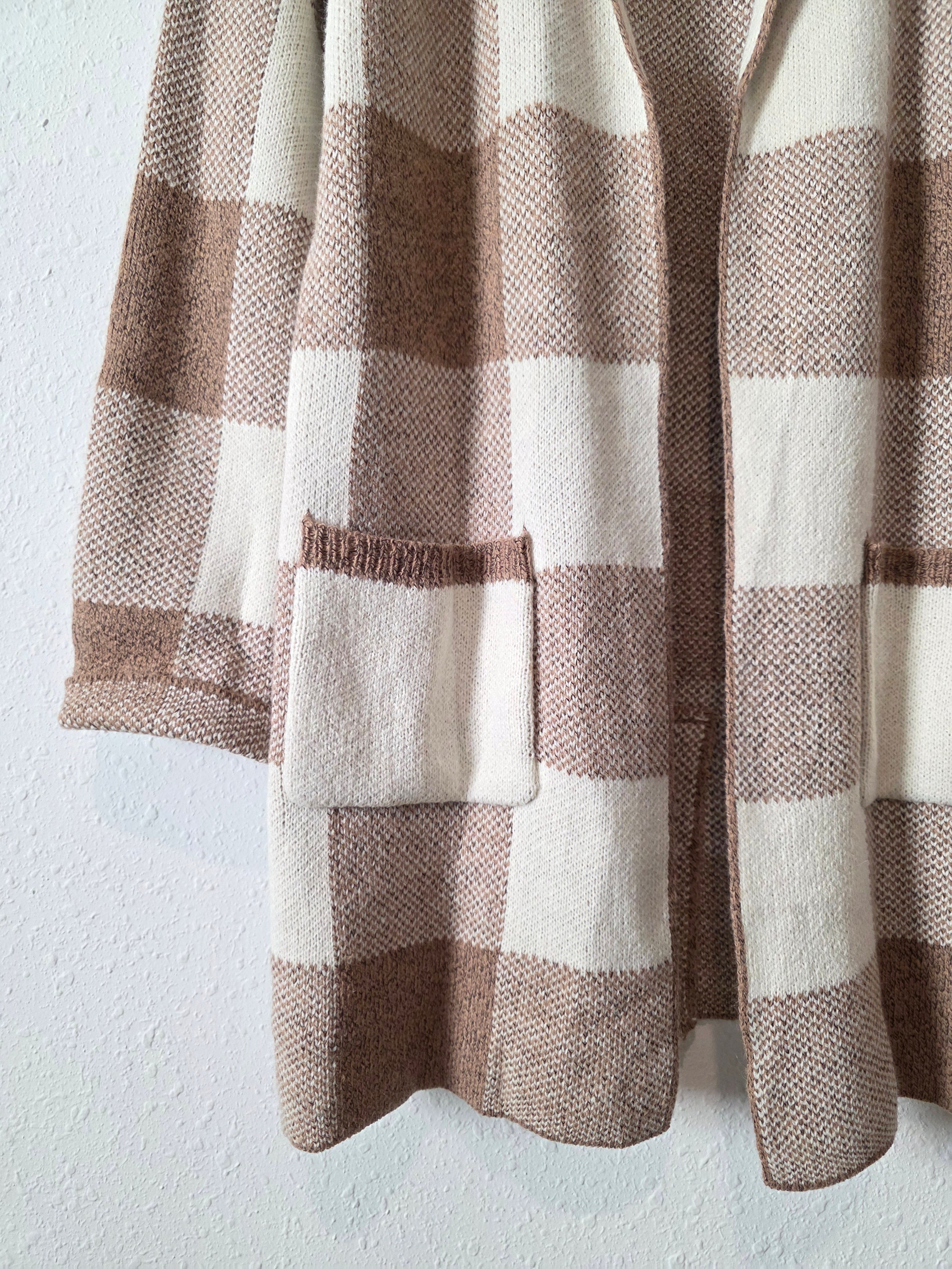 Love Tree Checkered Open Sweater (L)