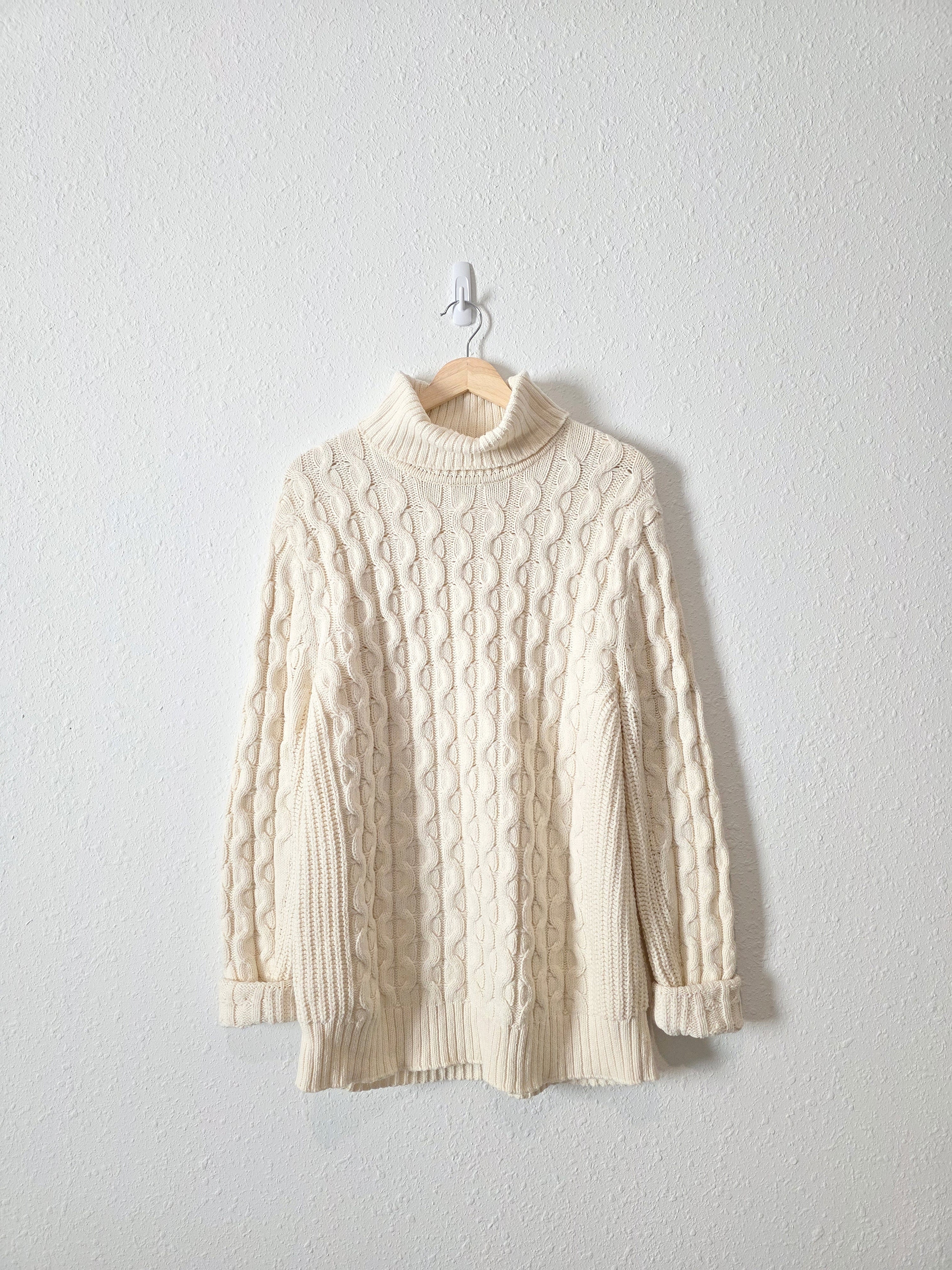 Cable Knit Turtleneck Sweater (L)