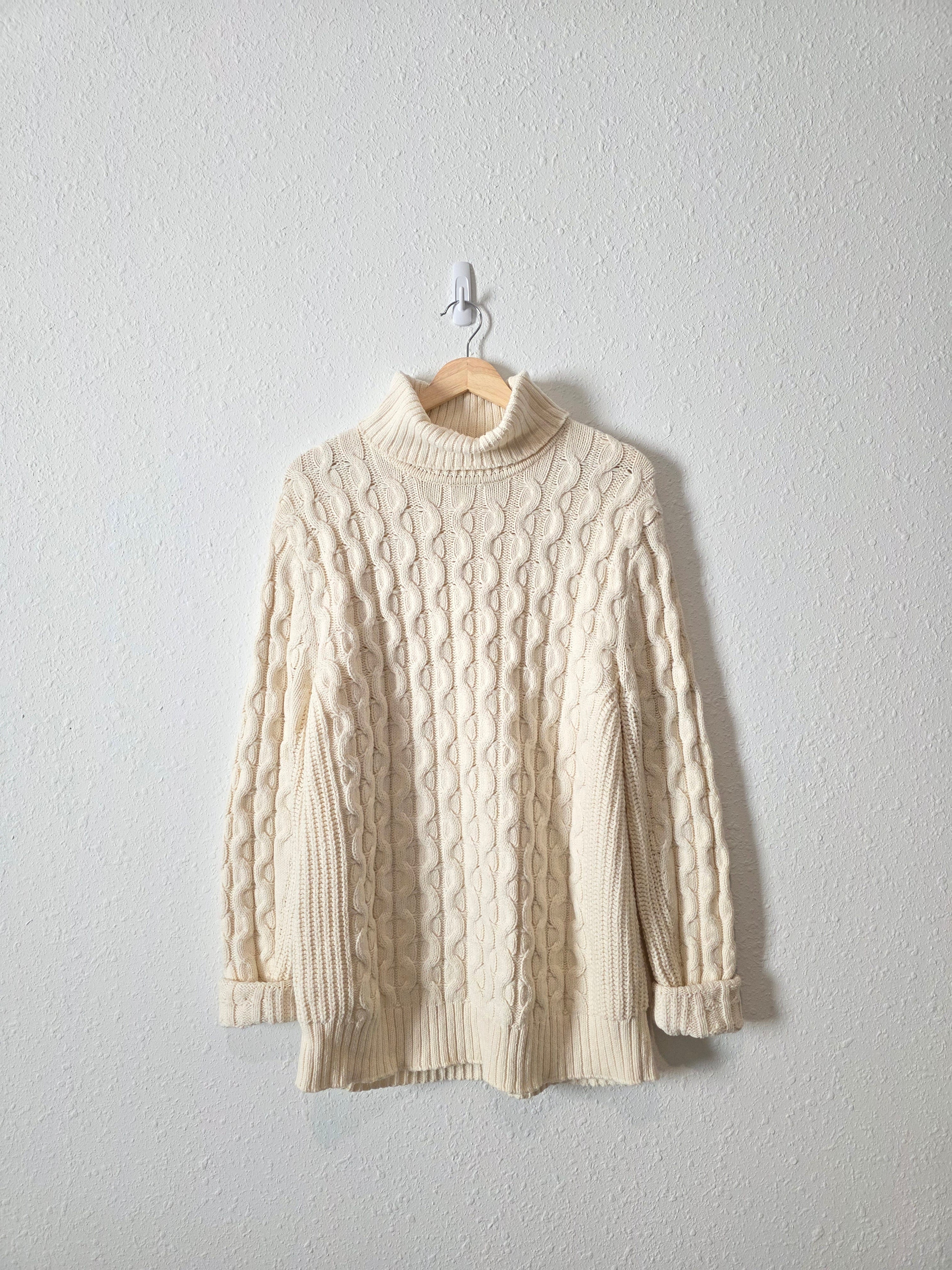 Cable Knit Turtleneck Sweater (L)