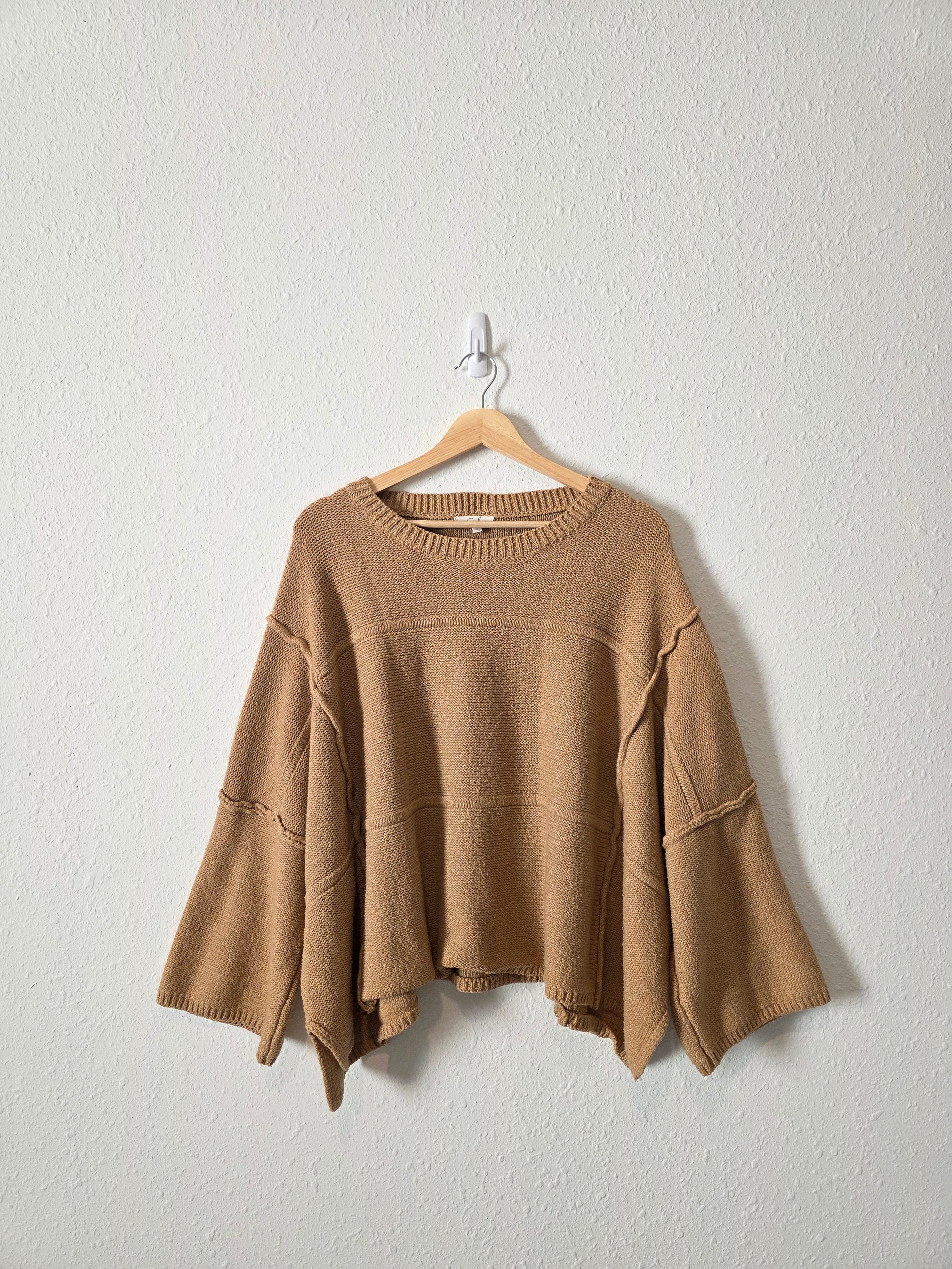 Easel Camel Oversized Sweater (S)