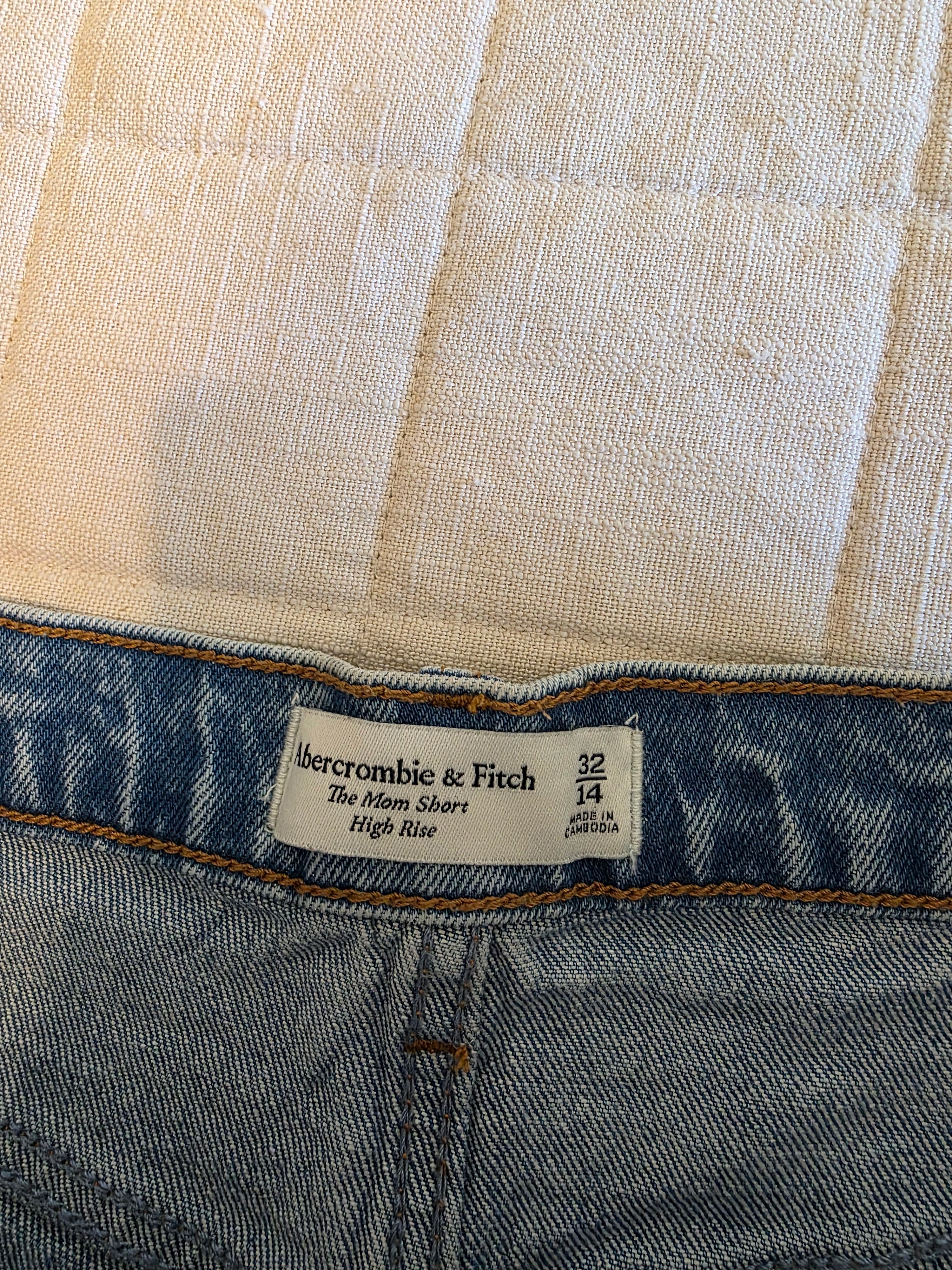 Abercrombie High Rise Denim Shorts (32/14)