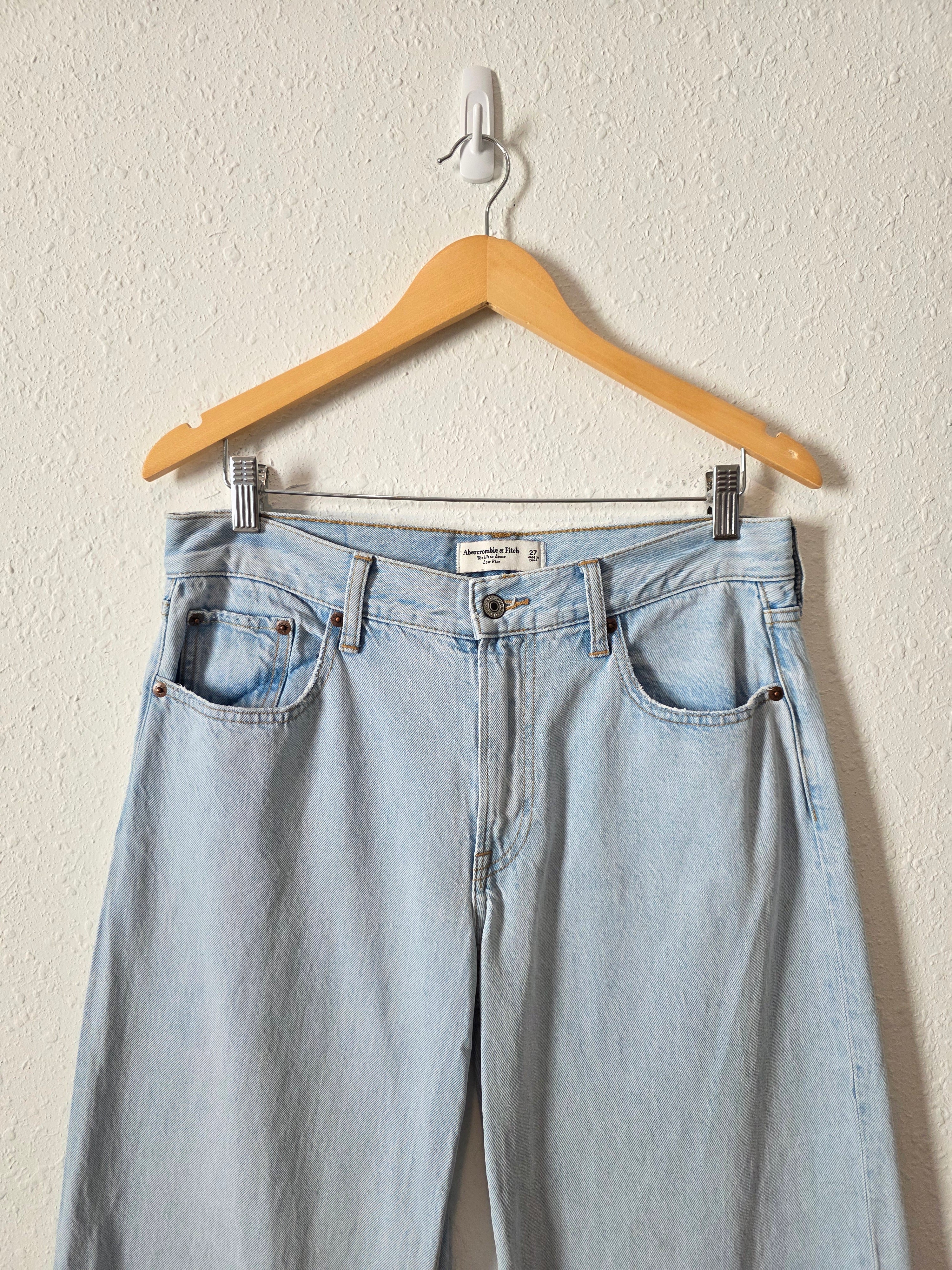 Abercrombie Ultra Loose Jeans (27)