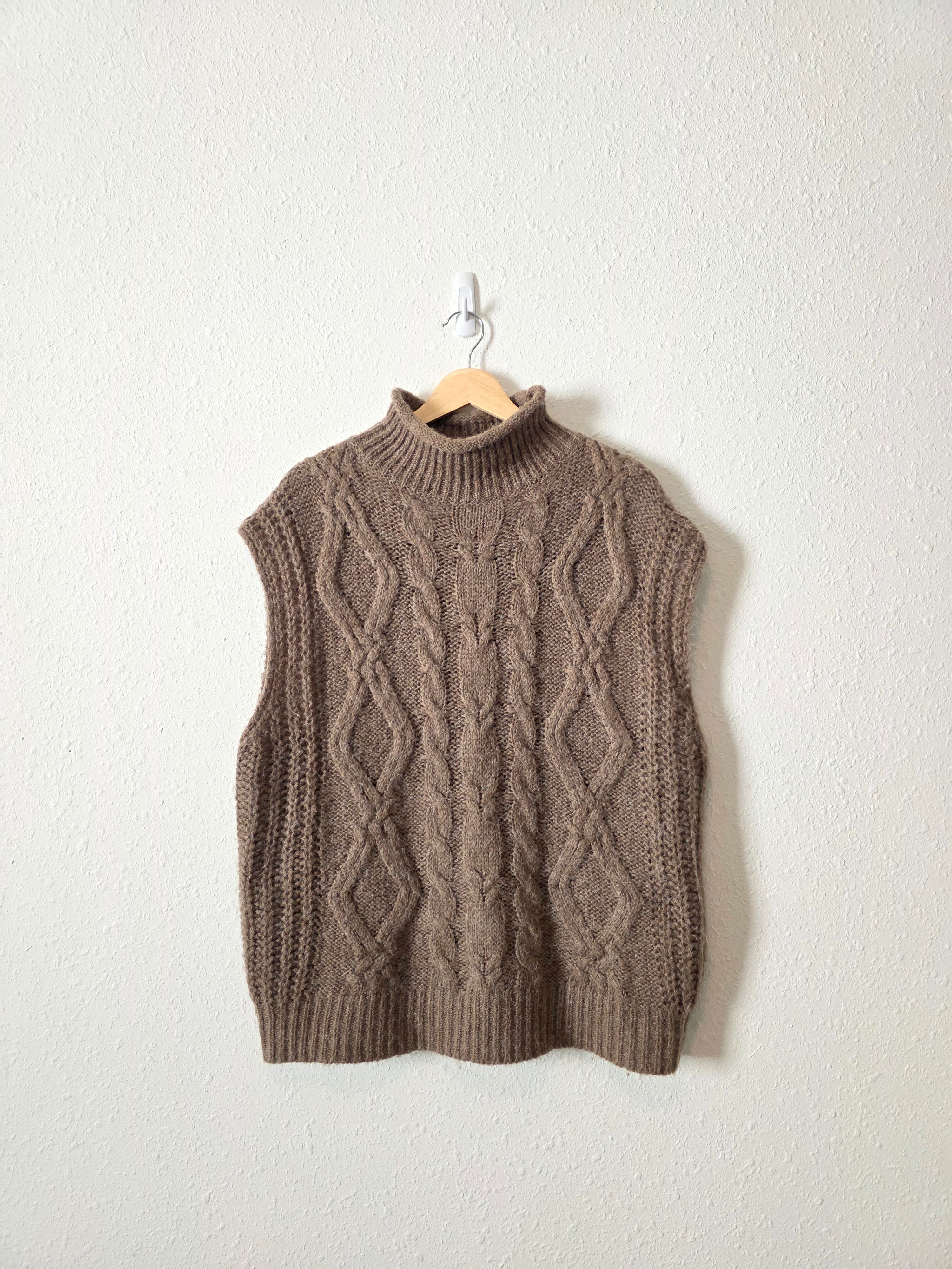 In Loom Chunky Sweater Vest (M/L)