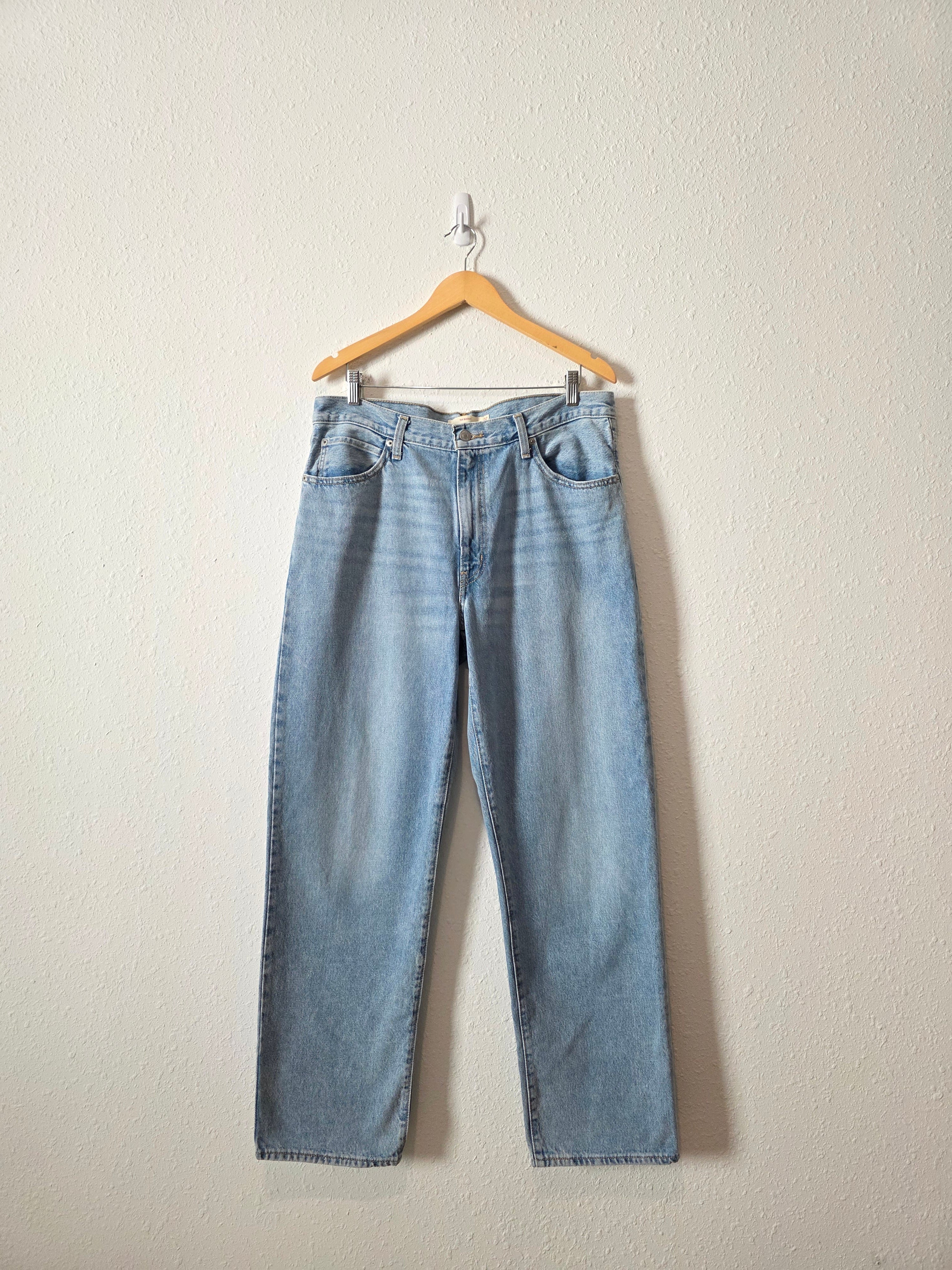 Levi's Light Wash Baggy Jeans (32)