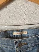 Levi's Light Wash Baggy Jeans (32)
