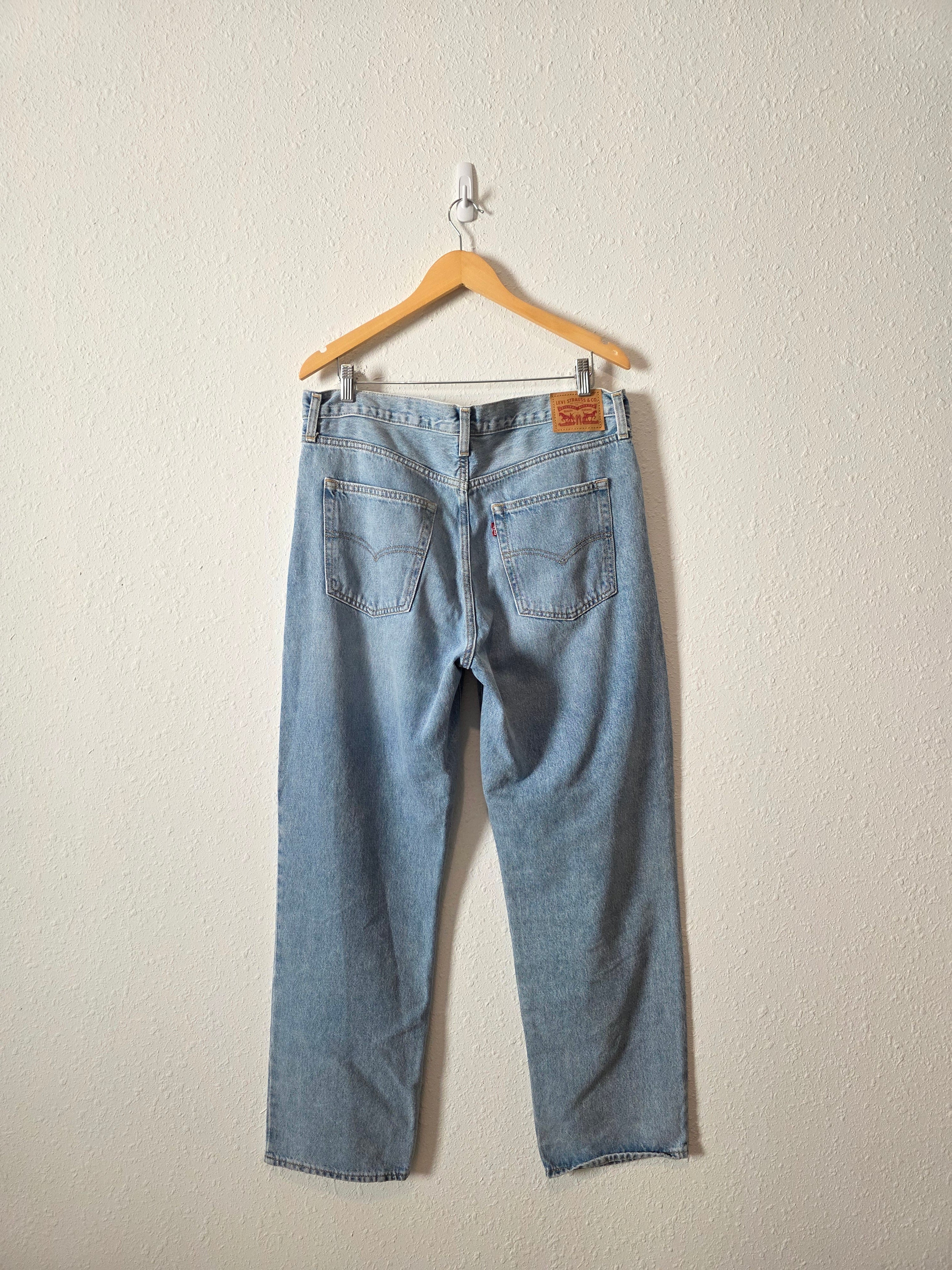 Levi's Light Wash Baggy Jeans (32)
