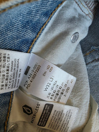 Levi's Light Wash Baggy Jeans (32)