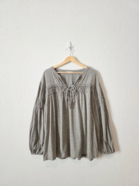 Easel Puff Sleeve Tie Front Top (3X)