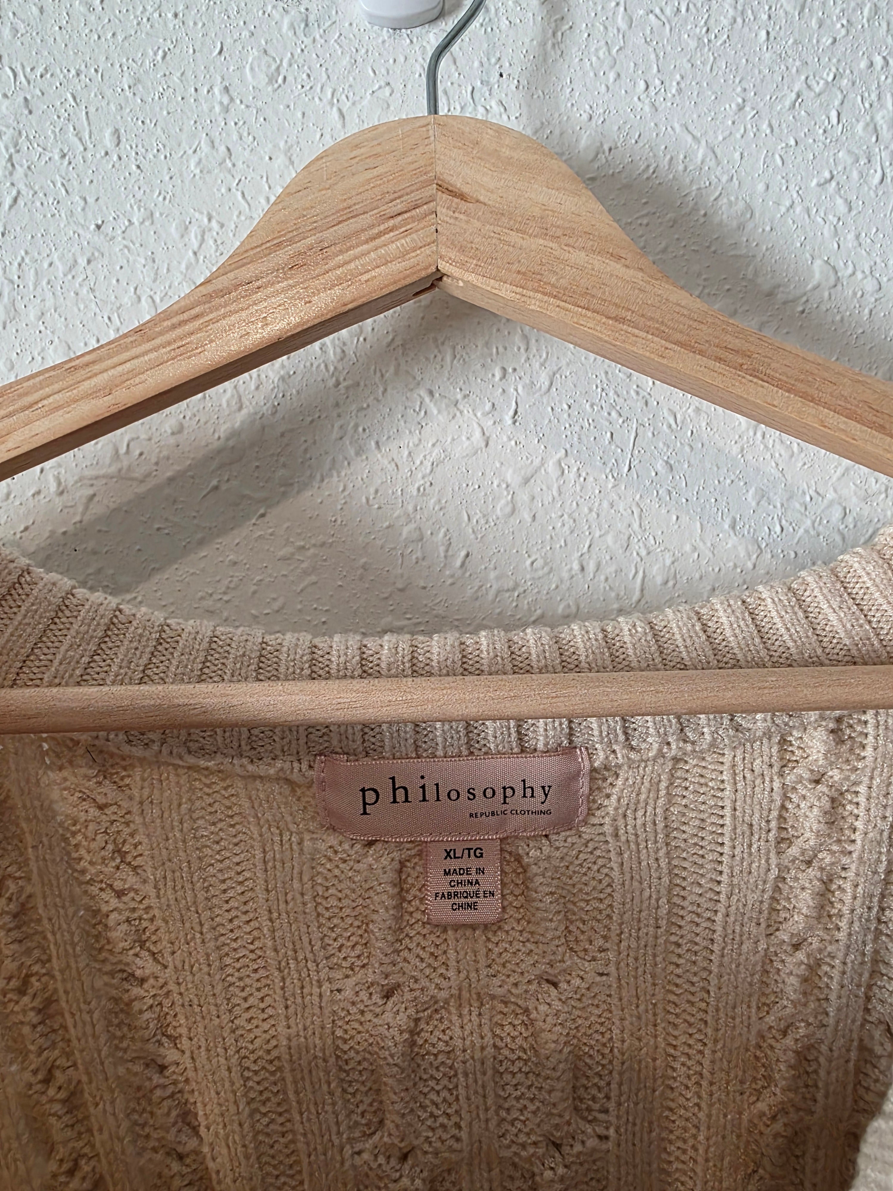 Chunky Cable Knit Sweater (XL)