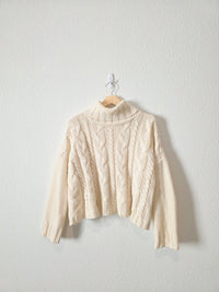 Chunky Cable Knit Turtleneck Sweater (M)