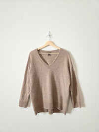 Banana Republic V Neck Cashmere Sweater (M)