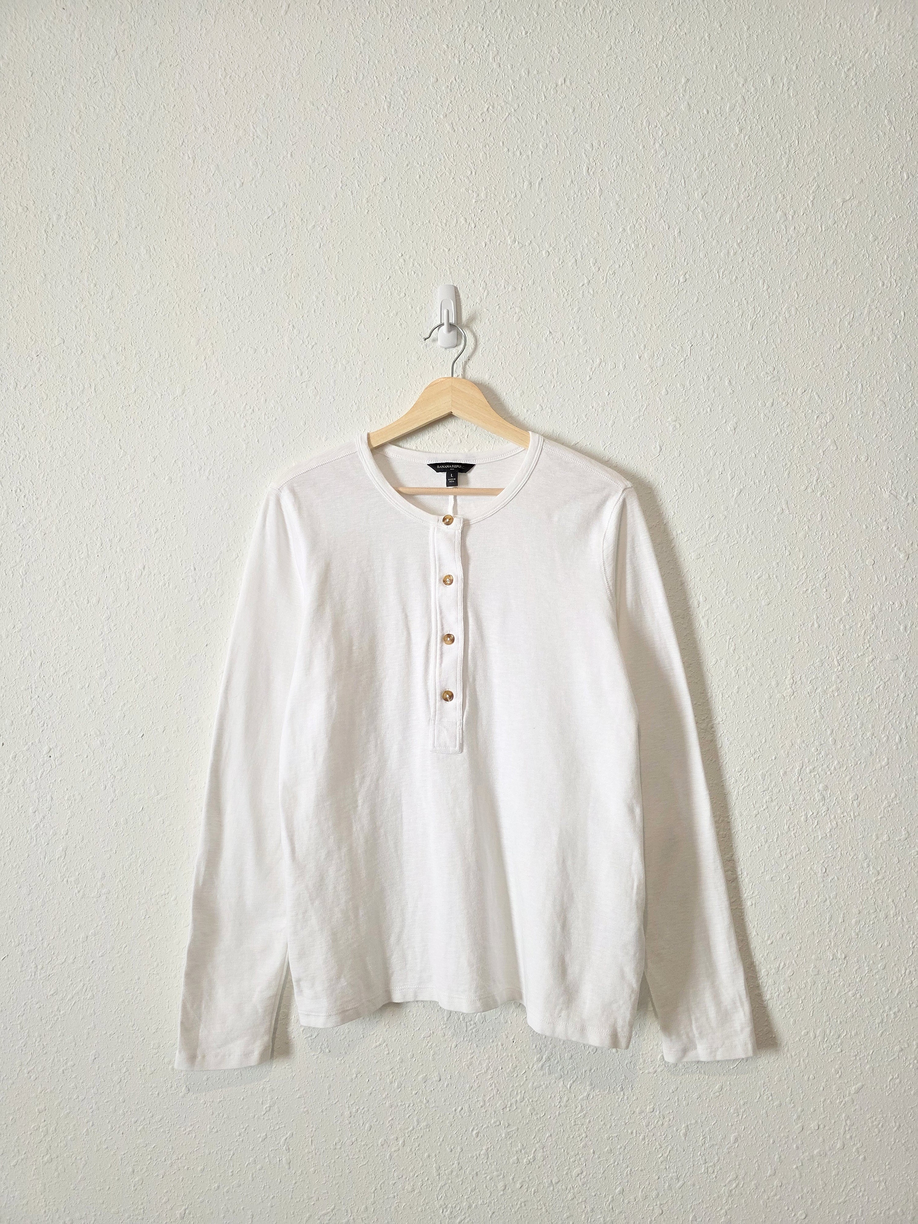 Banana Republic Cotton Henley Tee (L)