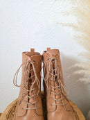 Korks Heeled Lace Up Boots (10)