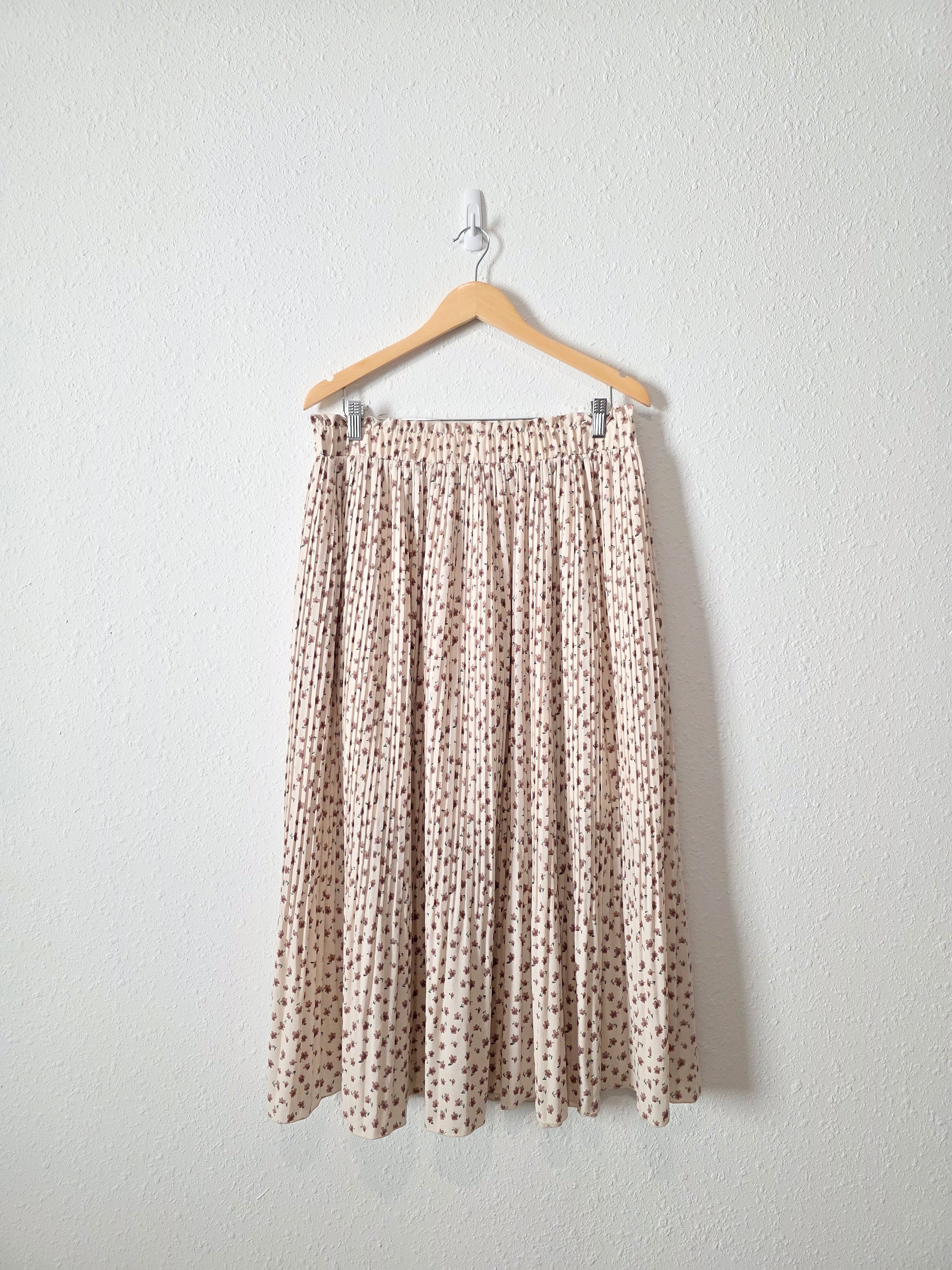 NEW Floral Pleated Midi Skirt (XXL)
