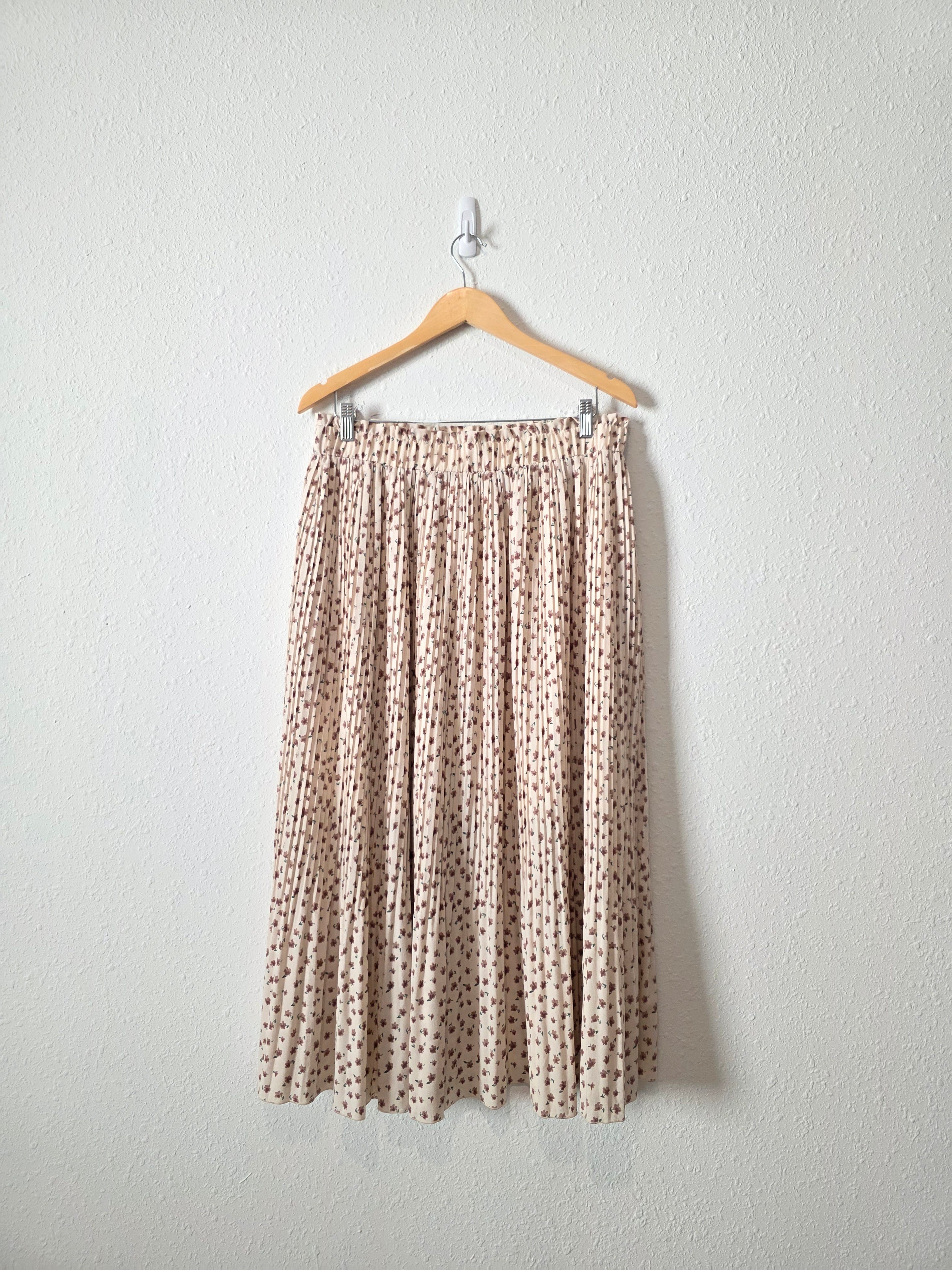 NEW Floral Pleated Midi Skirt (XXL)