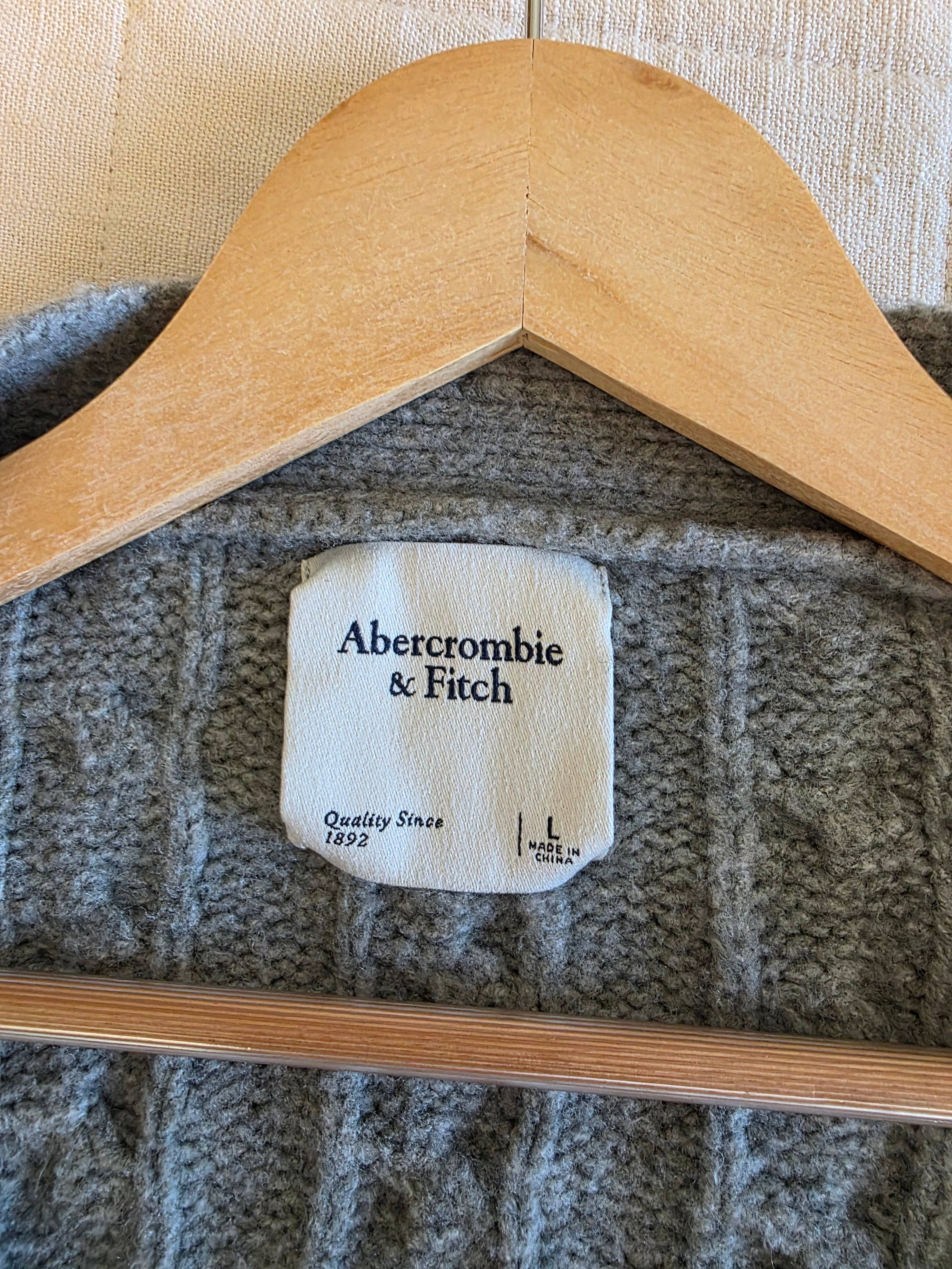 Abercrombie Cable Knit Cardigan (L)