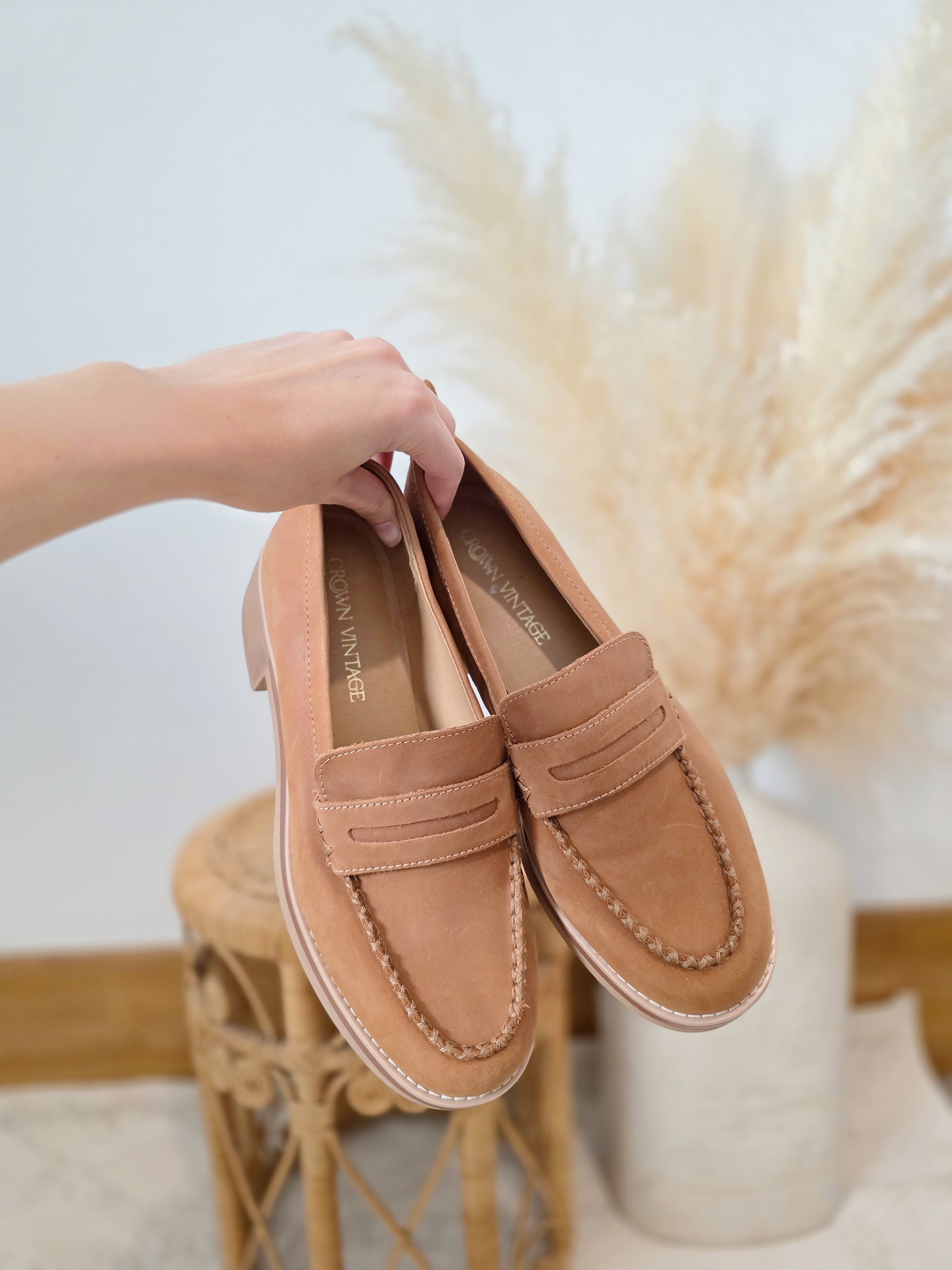 Crown Vintage Brown Leather Loafers (9.5)
