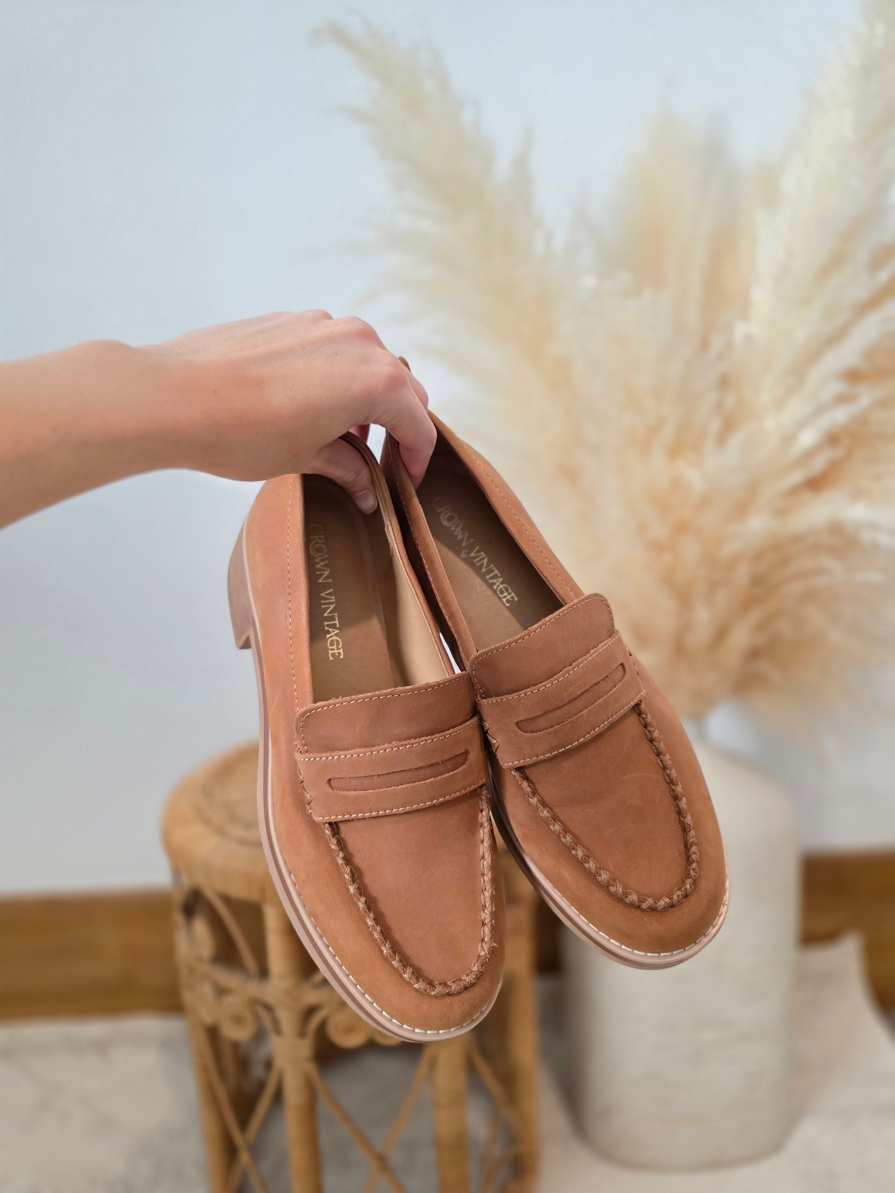 Crown Vintage Brown Leather Loafers (9.5)