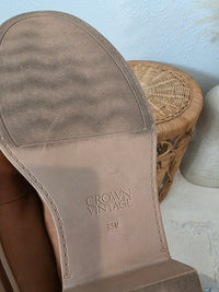 Crown Vintage Brown Leather Loafers (9.5)