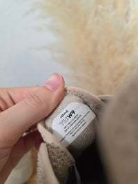 Allbirds Neutral Sneakers (9)