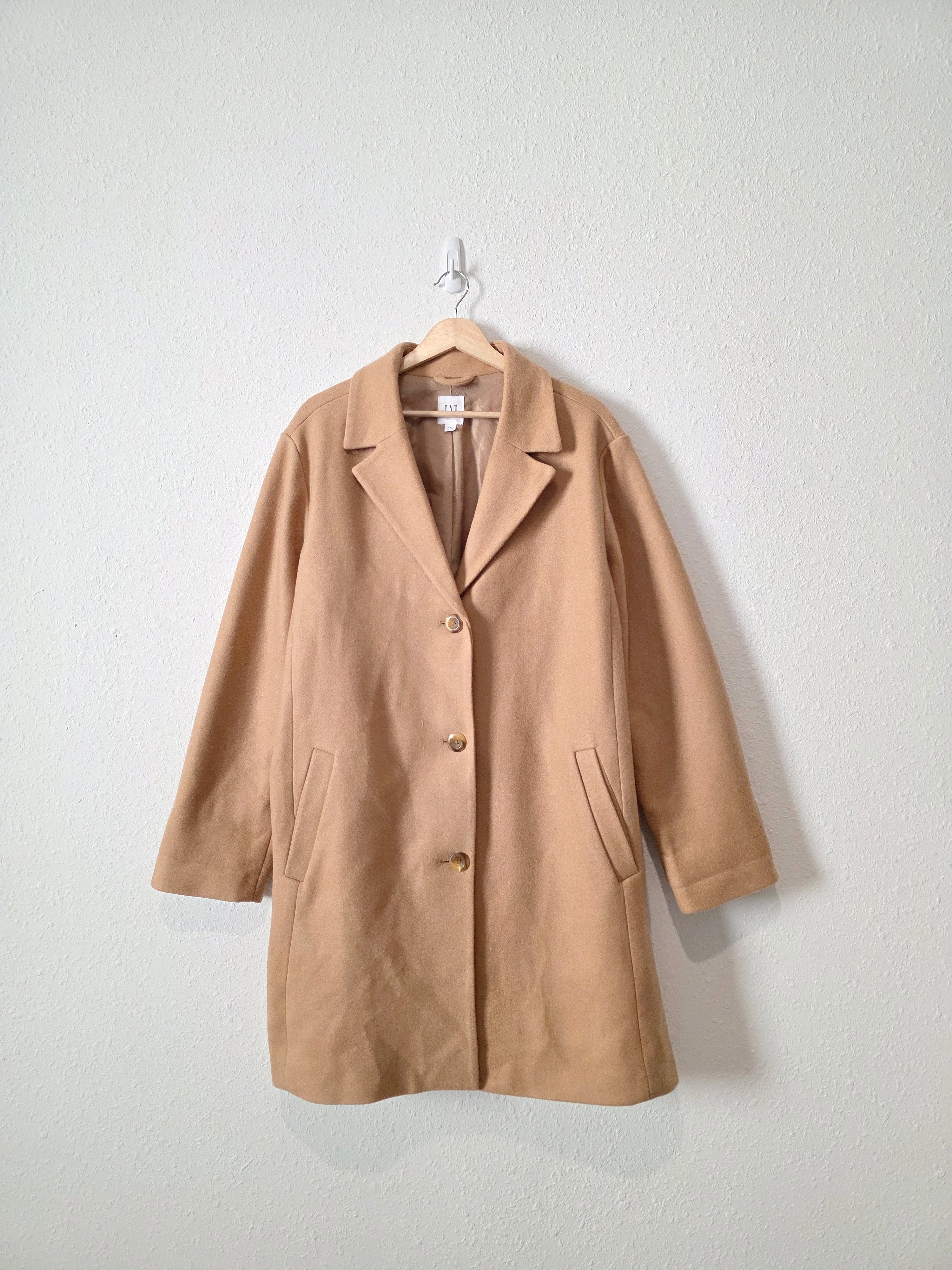 Gap Camel Button Up Coat (XXL)