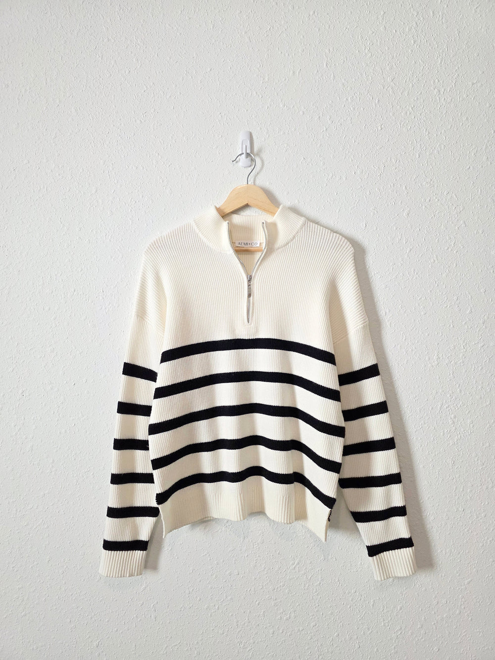 Aemi + Co Striped Quarter Zip (M)