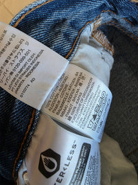 NEW Levi's 501 Straight Jeans (29)