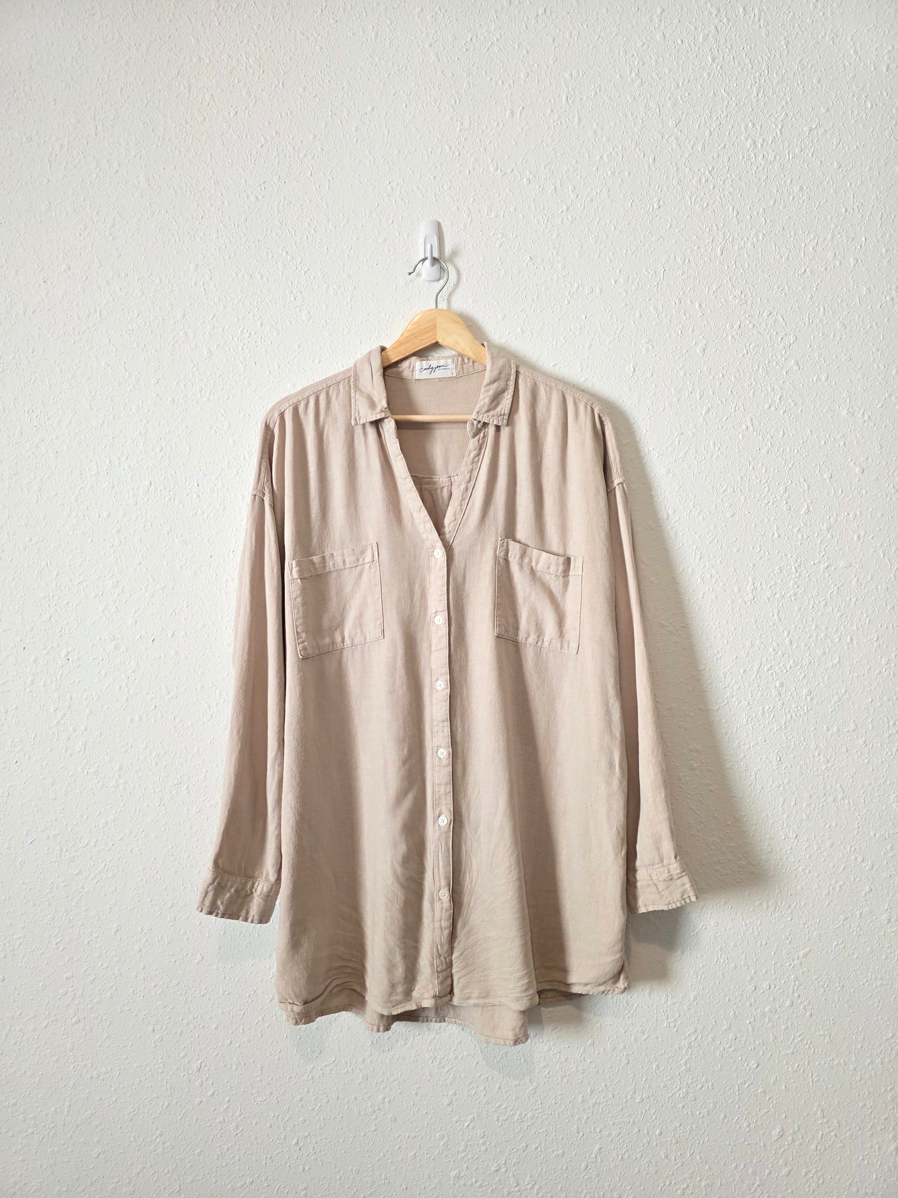 Carly Jean Linen Button Up (L)