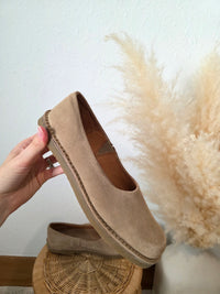Vintage Leather Suede Loafers (8)