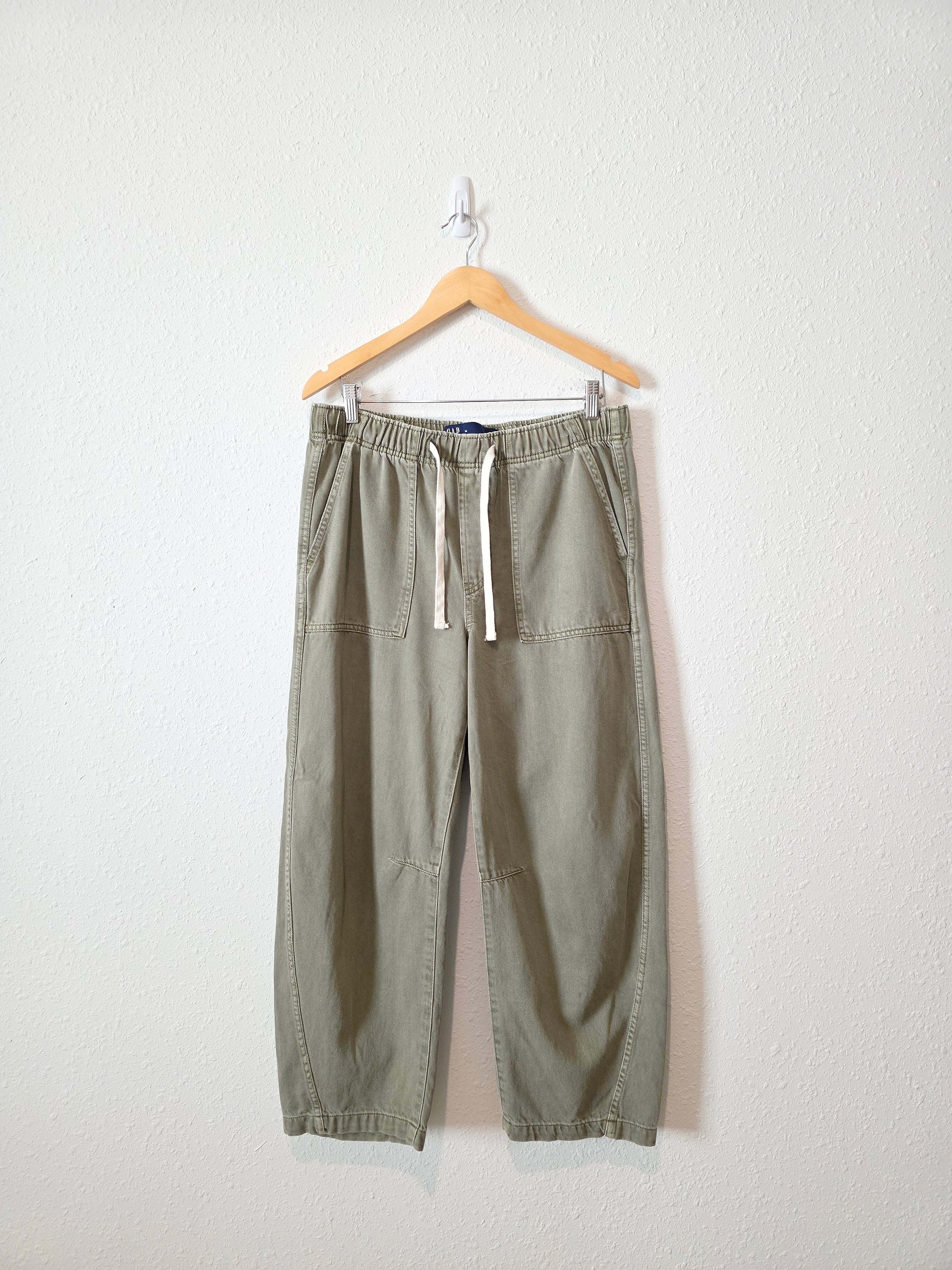 Gap Olive Easy Barrel Jeans (M)