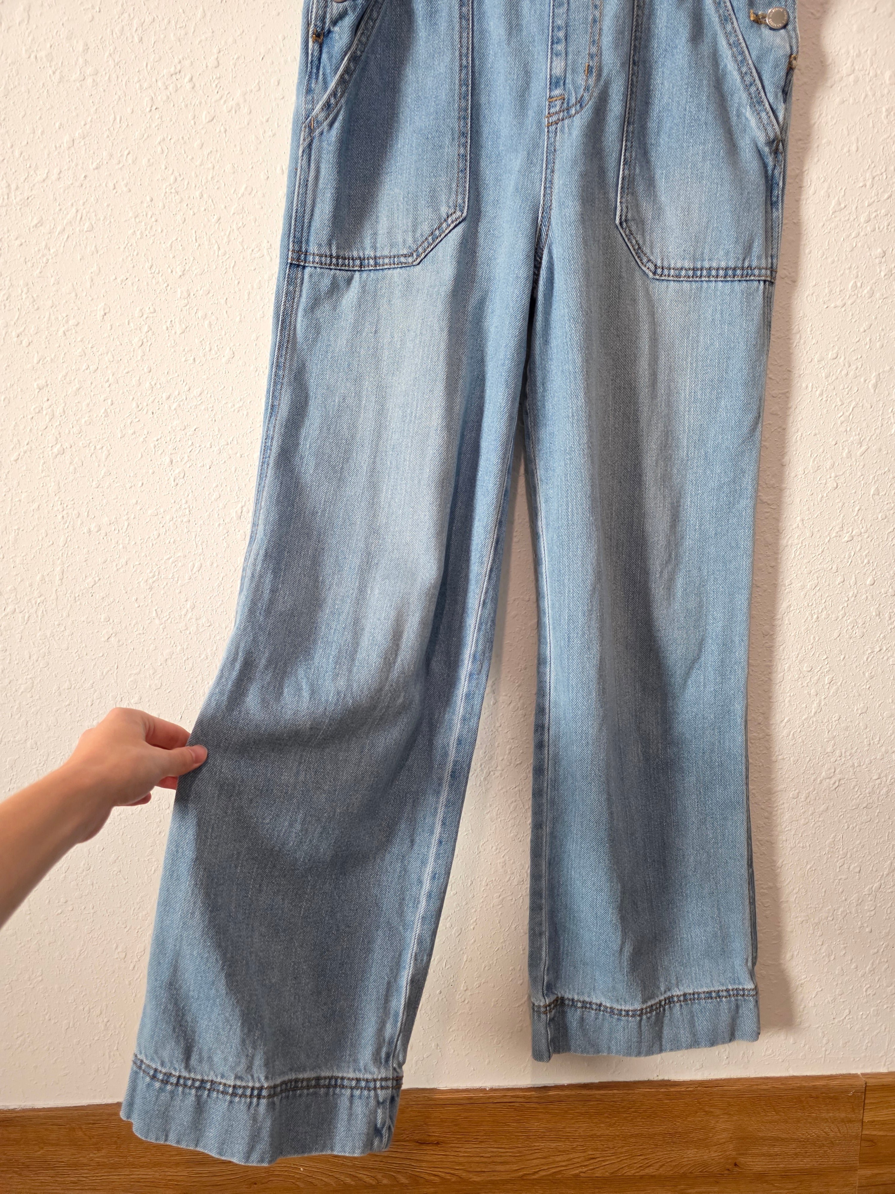 Light Wash Wide Leg Overalls (4)